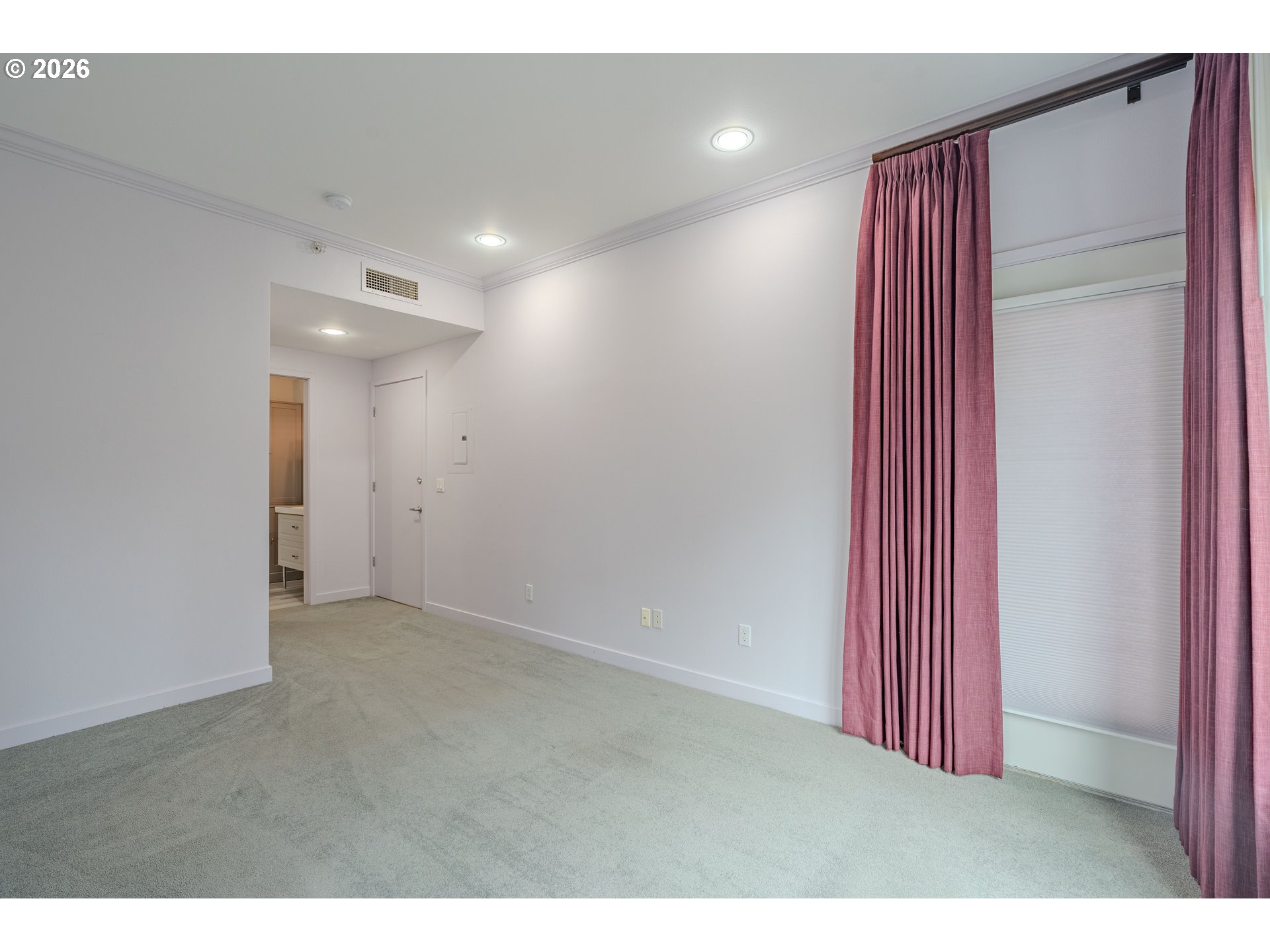 Photo #30: 698453038 Listing: Photo #30