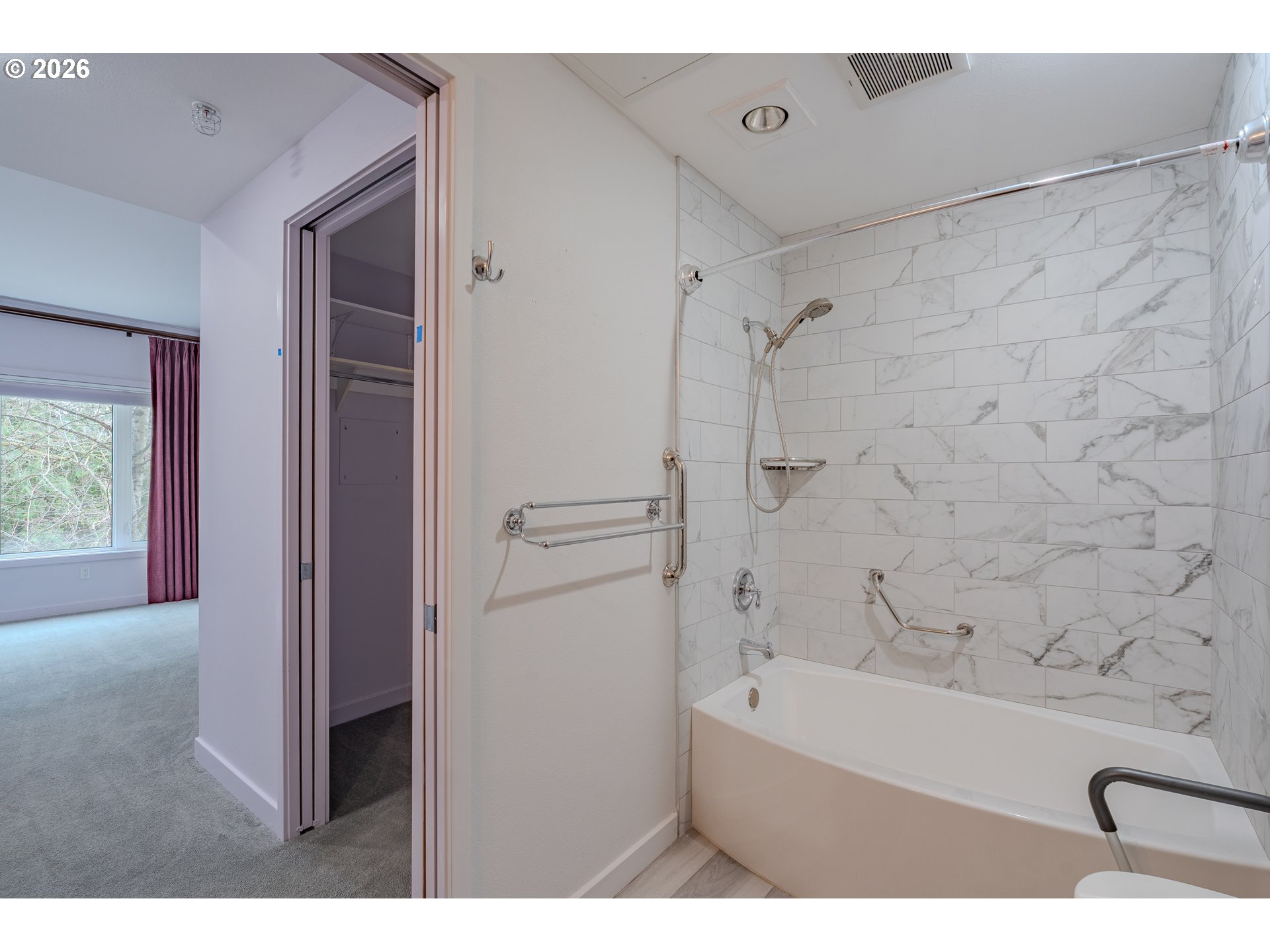 Photo #37: 698453038 Listing: Photo #37