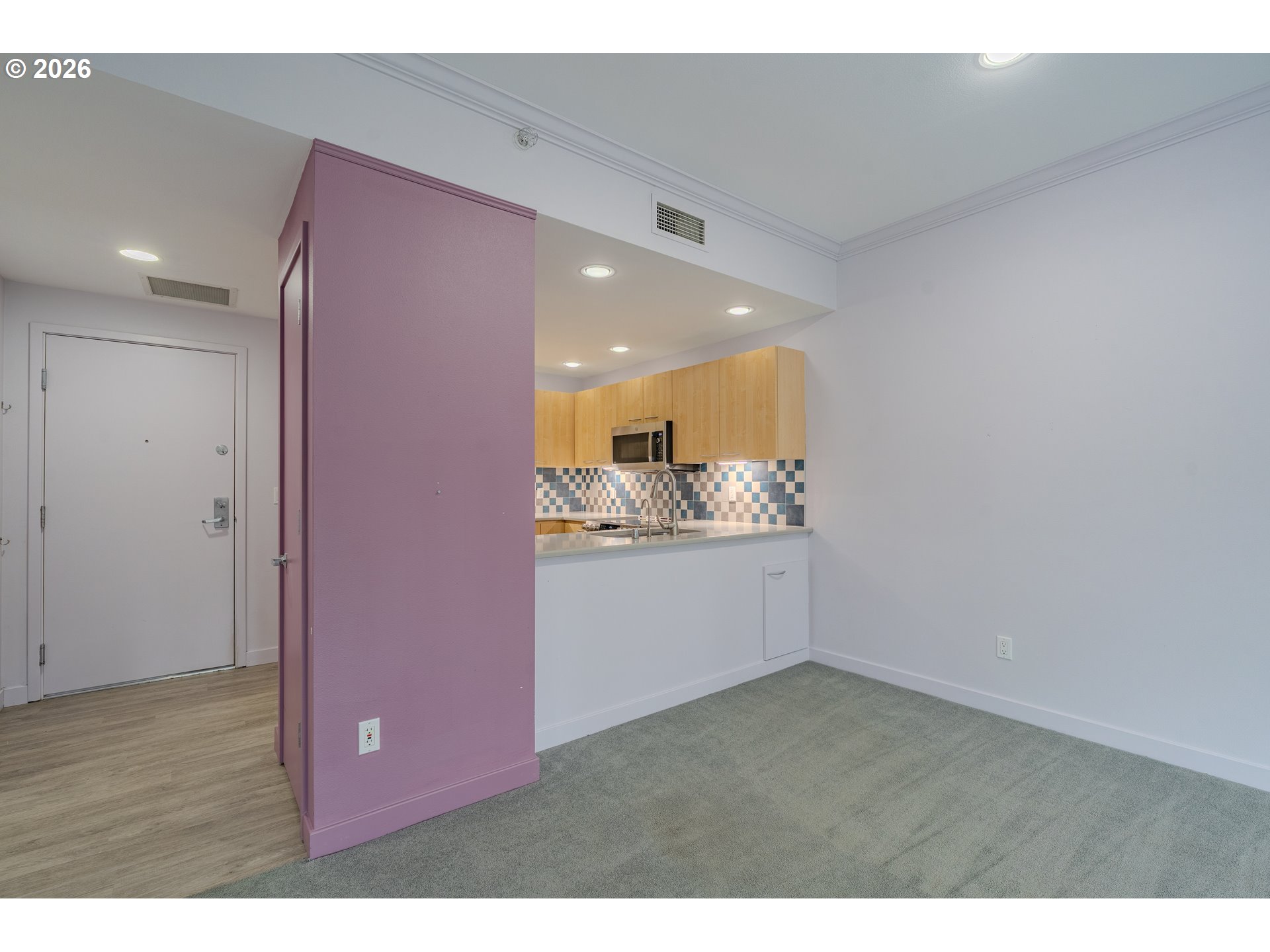 Photo #11: 698453038 Listing: Photo #11