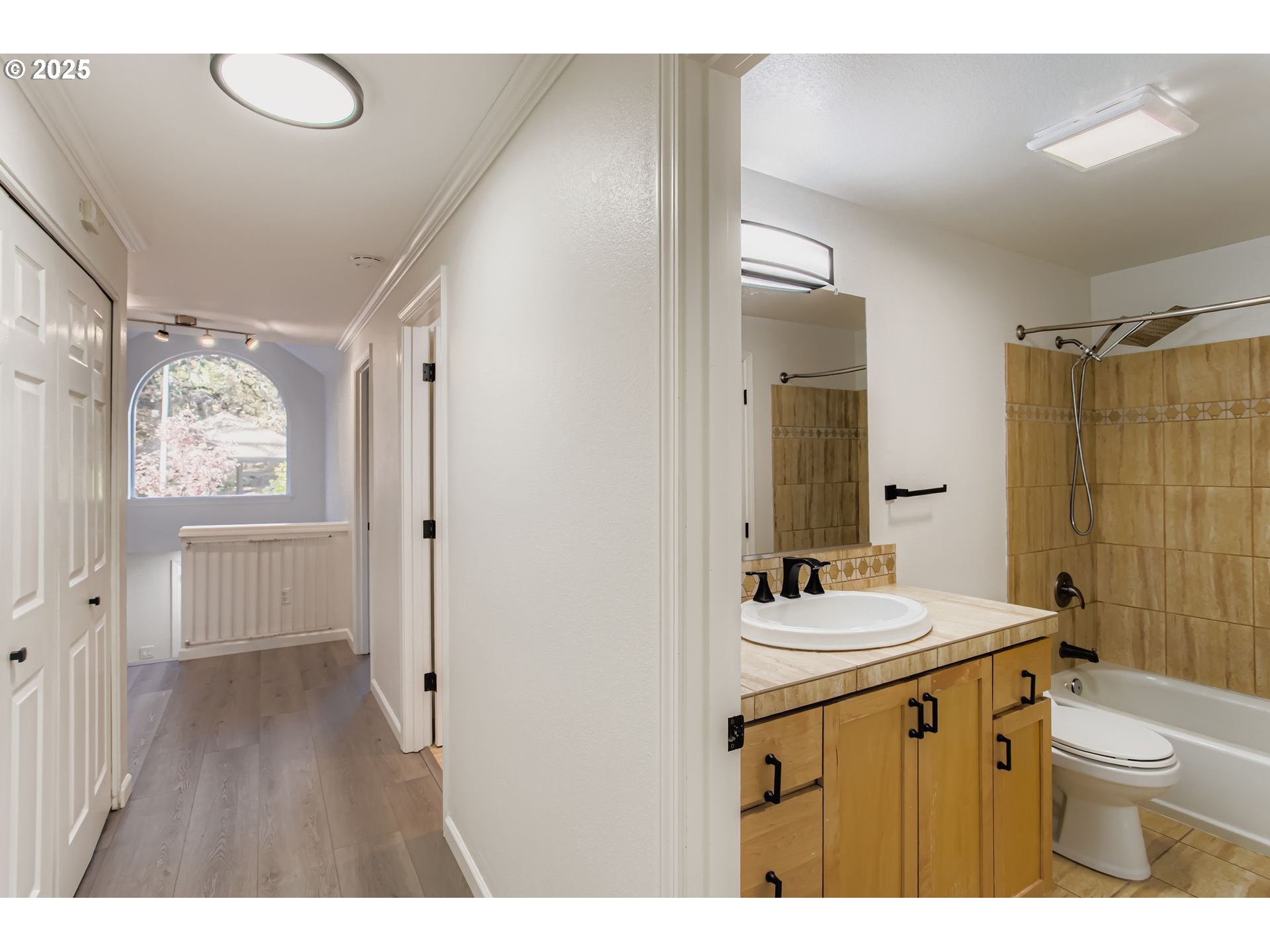 3990 CARMAN DR, Lake Oswego, OR, 97035 3990 CARMAN DR, Lake Oswego, OR, 97035