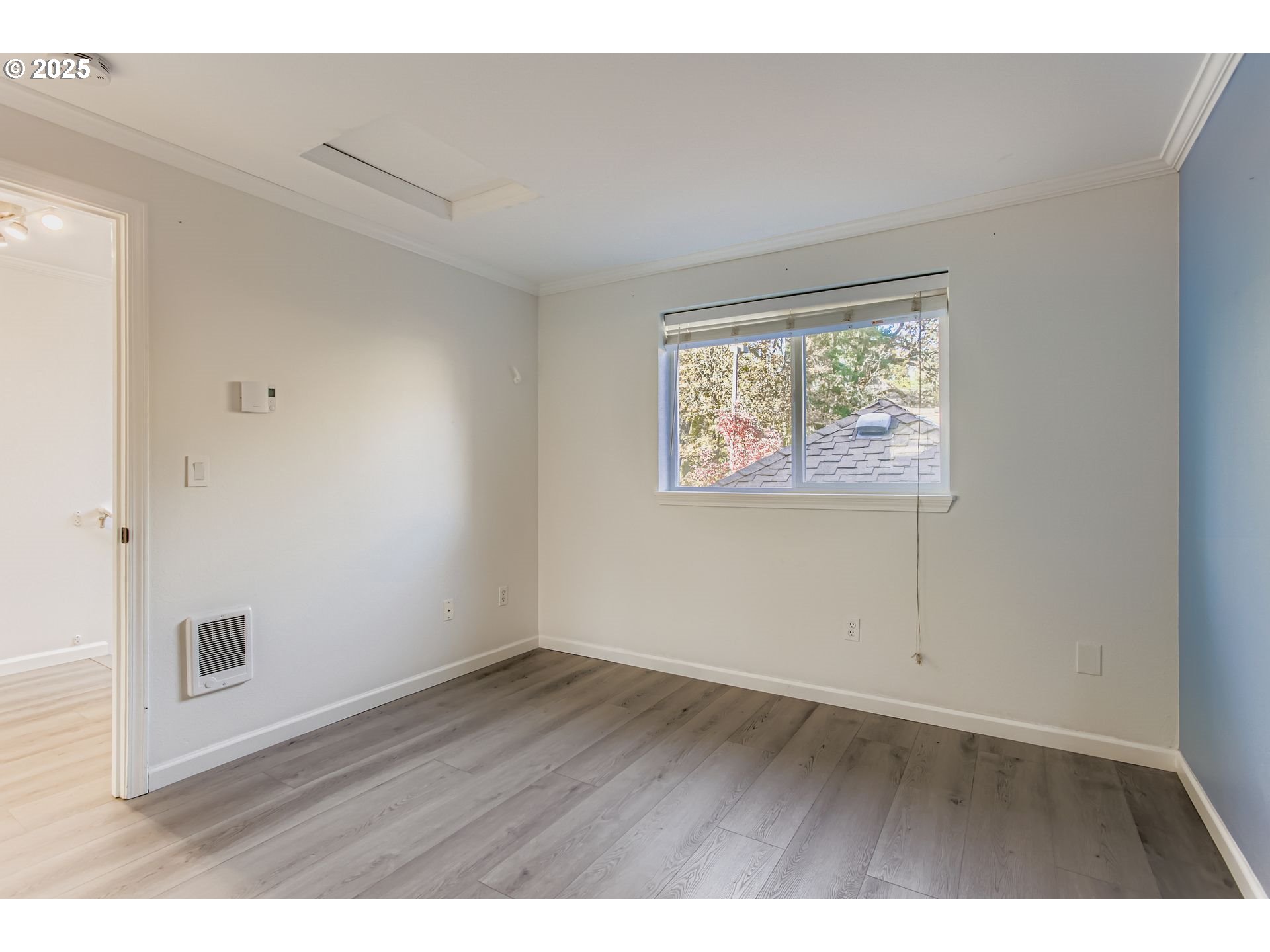 3990 CARMAN DR, Lake Oswego, OR, 97035 3990 CARMAN DR, Lake Oswego, OR, 97035