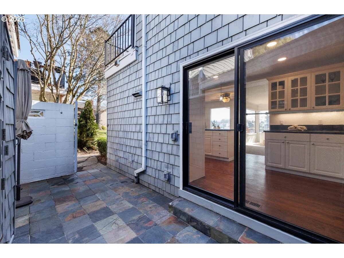 Photo #21: 698761177 Listing: Photo #21