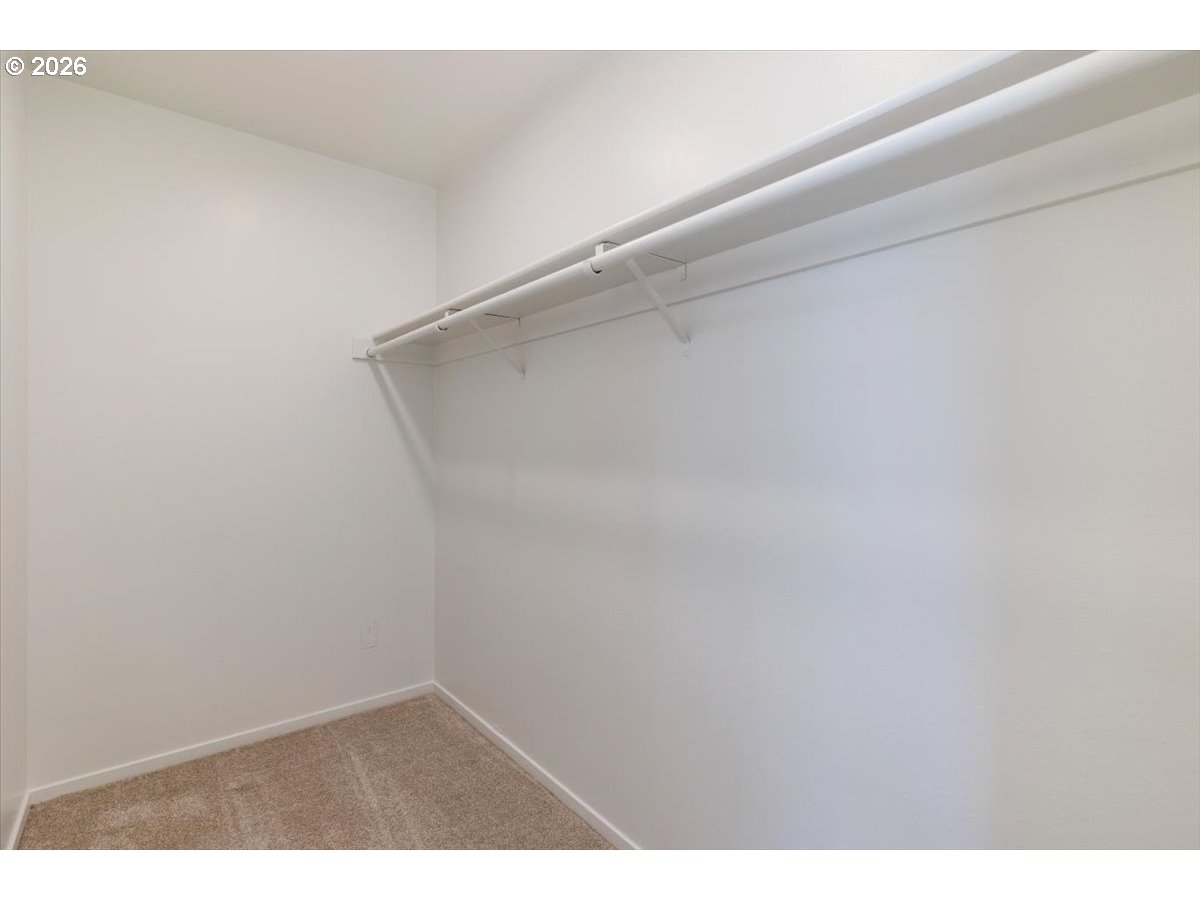 Photo #33: 698761177 Listing: Photo #33