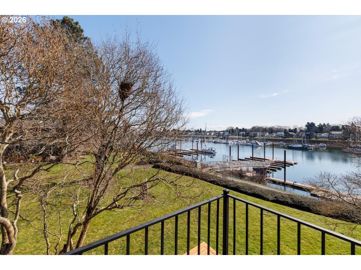 Photo #20: 698761177 Listing: Photo #20