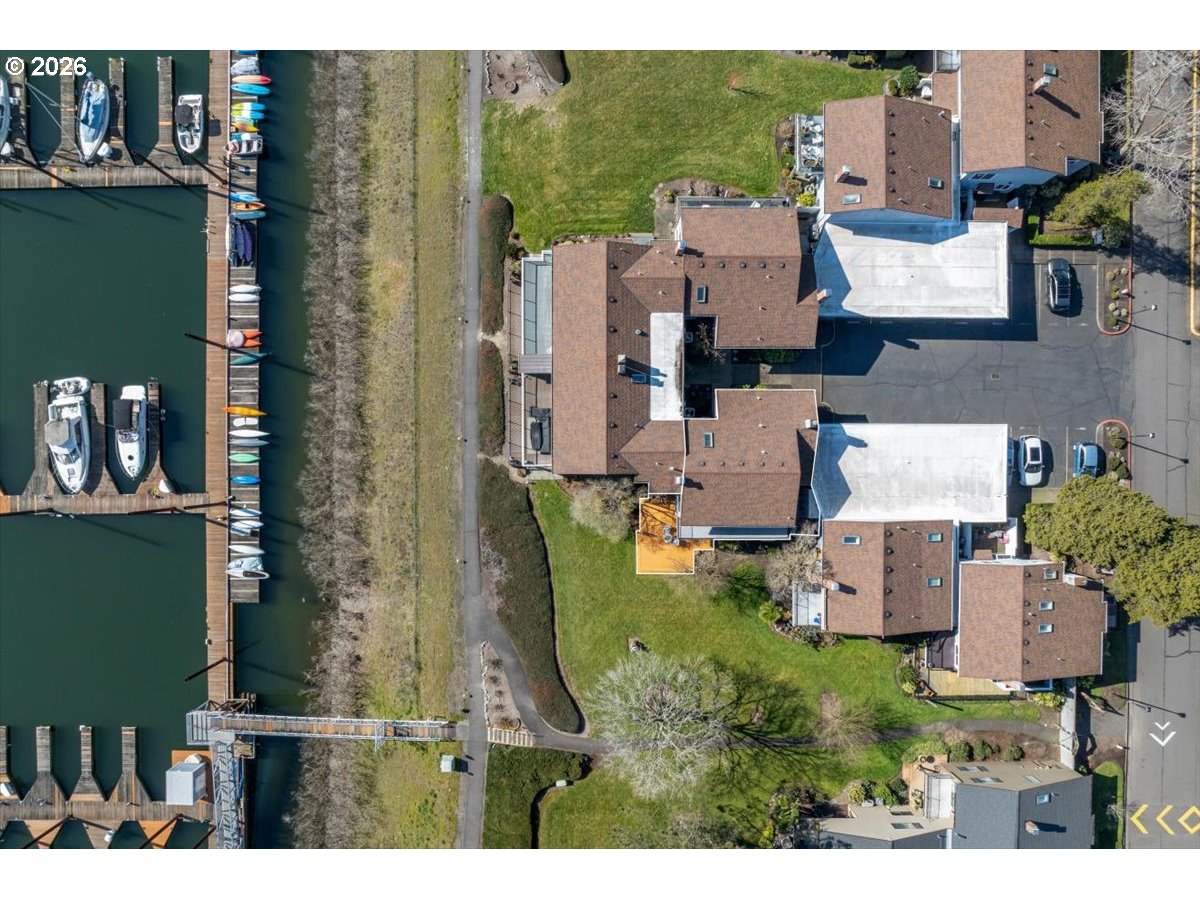 Photo #35: 698761177 Listing: Photo #35