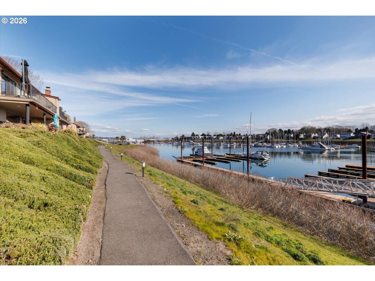 Photo #37: 698761177 Listing: Photo #37