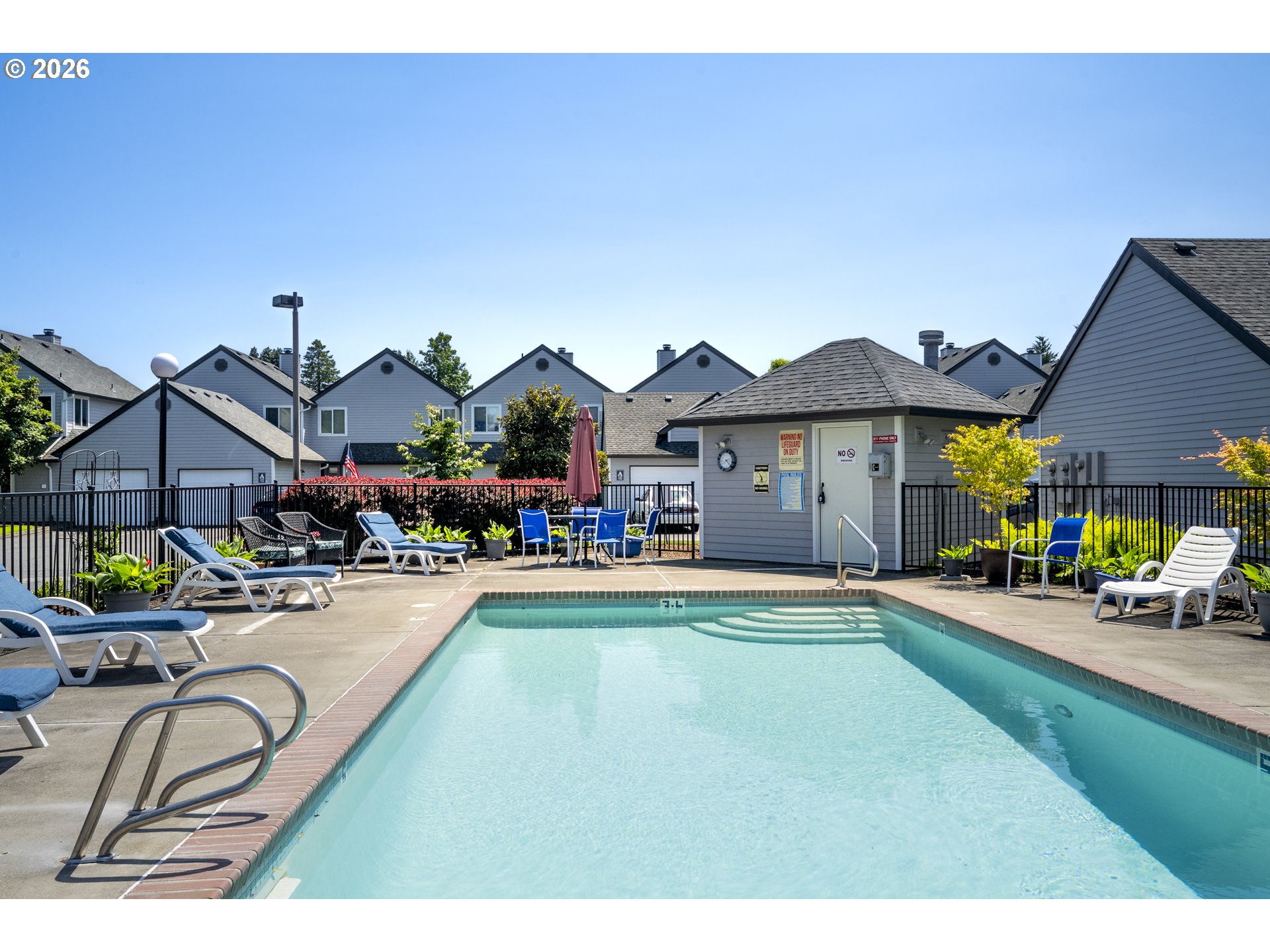 Photo #1: 698935545 Listing: Photo #1
