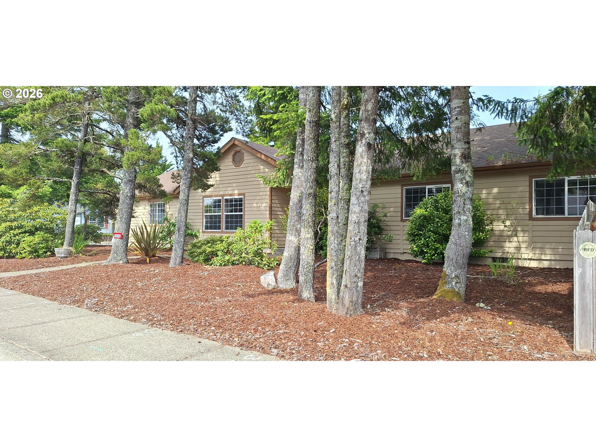 1495 8TH ST, Florence, OR, 97439