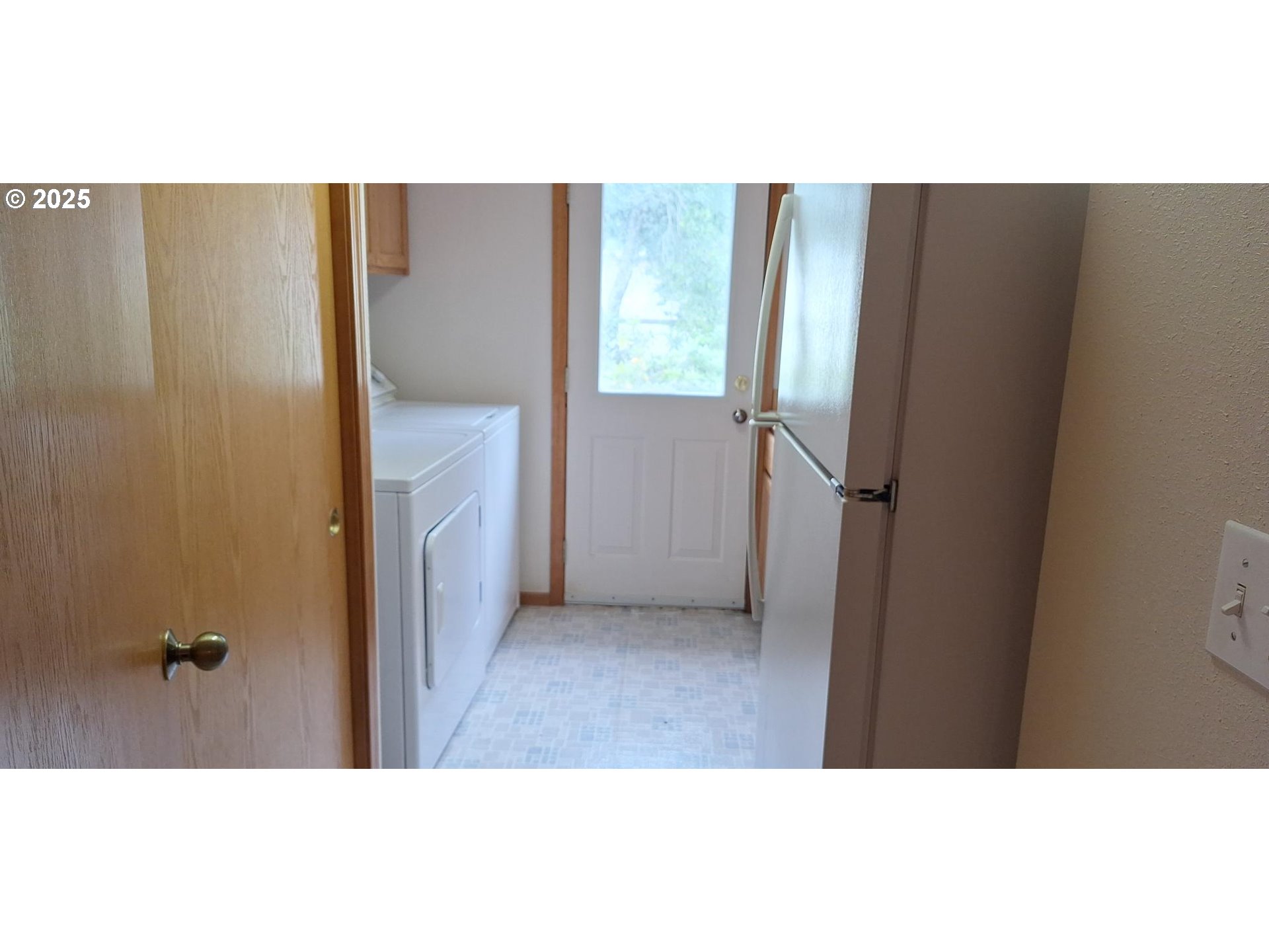 3890 SPRUCE ST, Florence, OR, 97439