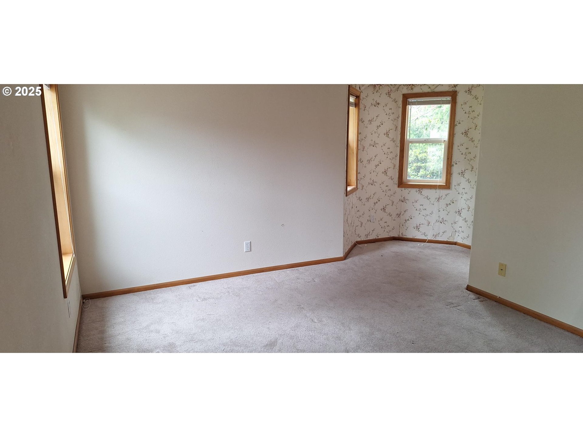 3890 SPRUCE ST, Florence, OR, 97439