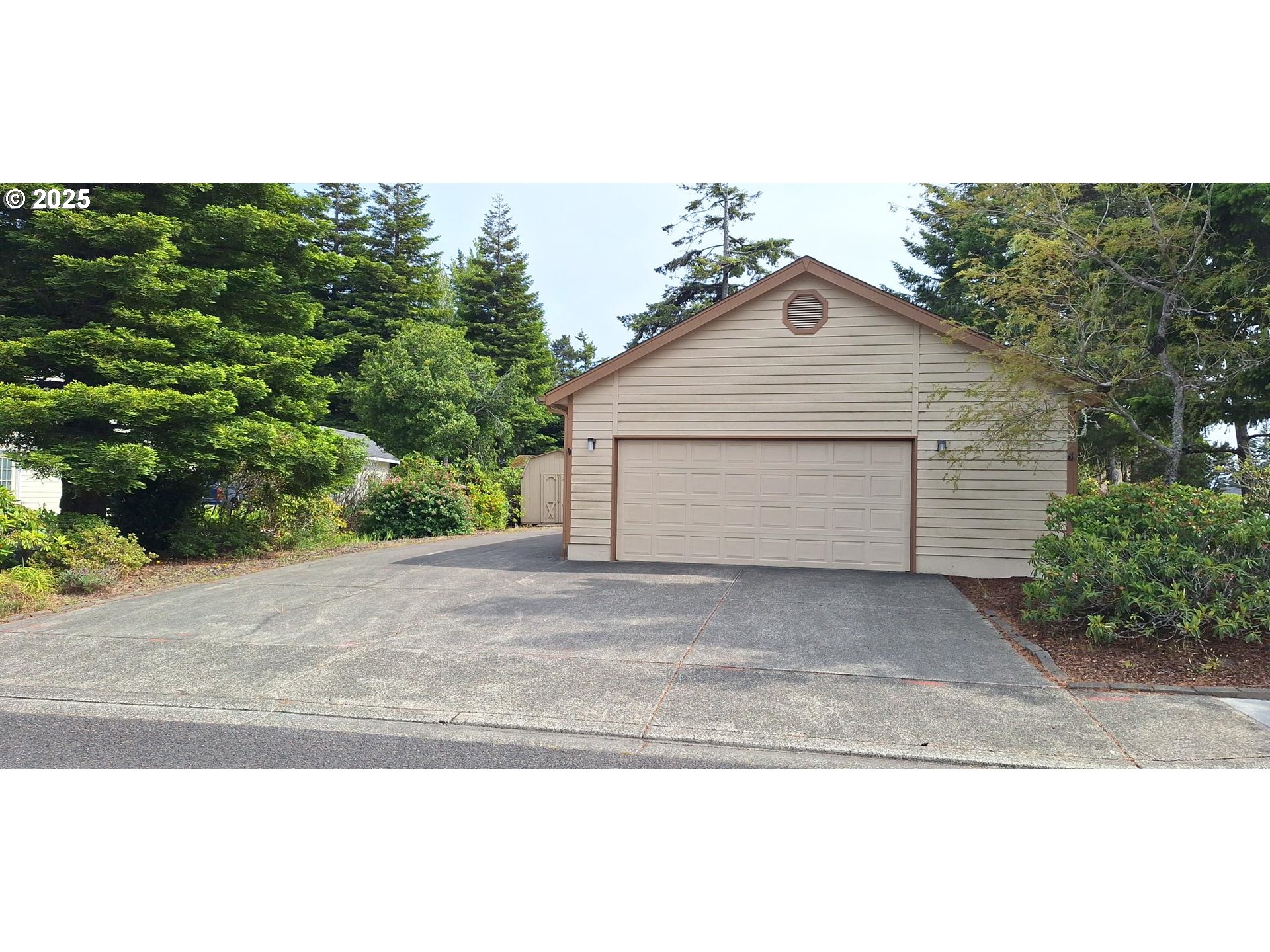 3890 SPRUCE ST, Florence, OR, 97439