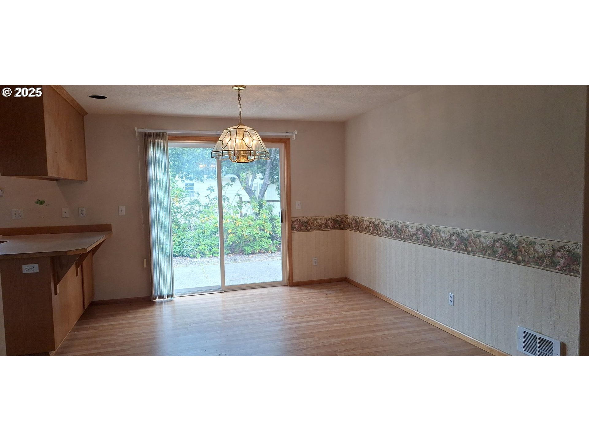 3890 SPRUCE ST, Florence, OR, 97439