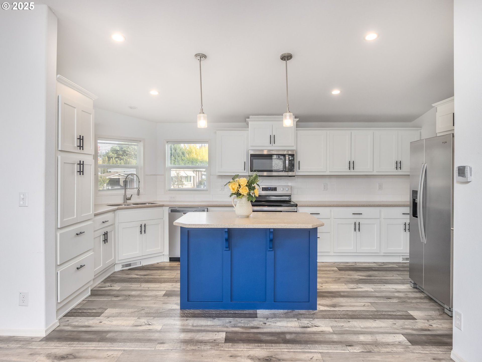 570 N 10TH AVE UNIT 2, Cornelius, OR, 97113