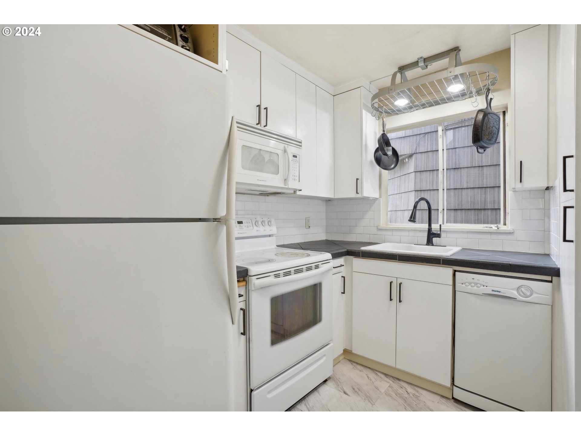 Photo #6: 699455245 Listing: Photo #6