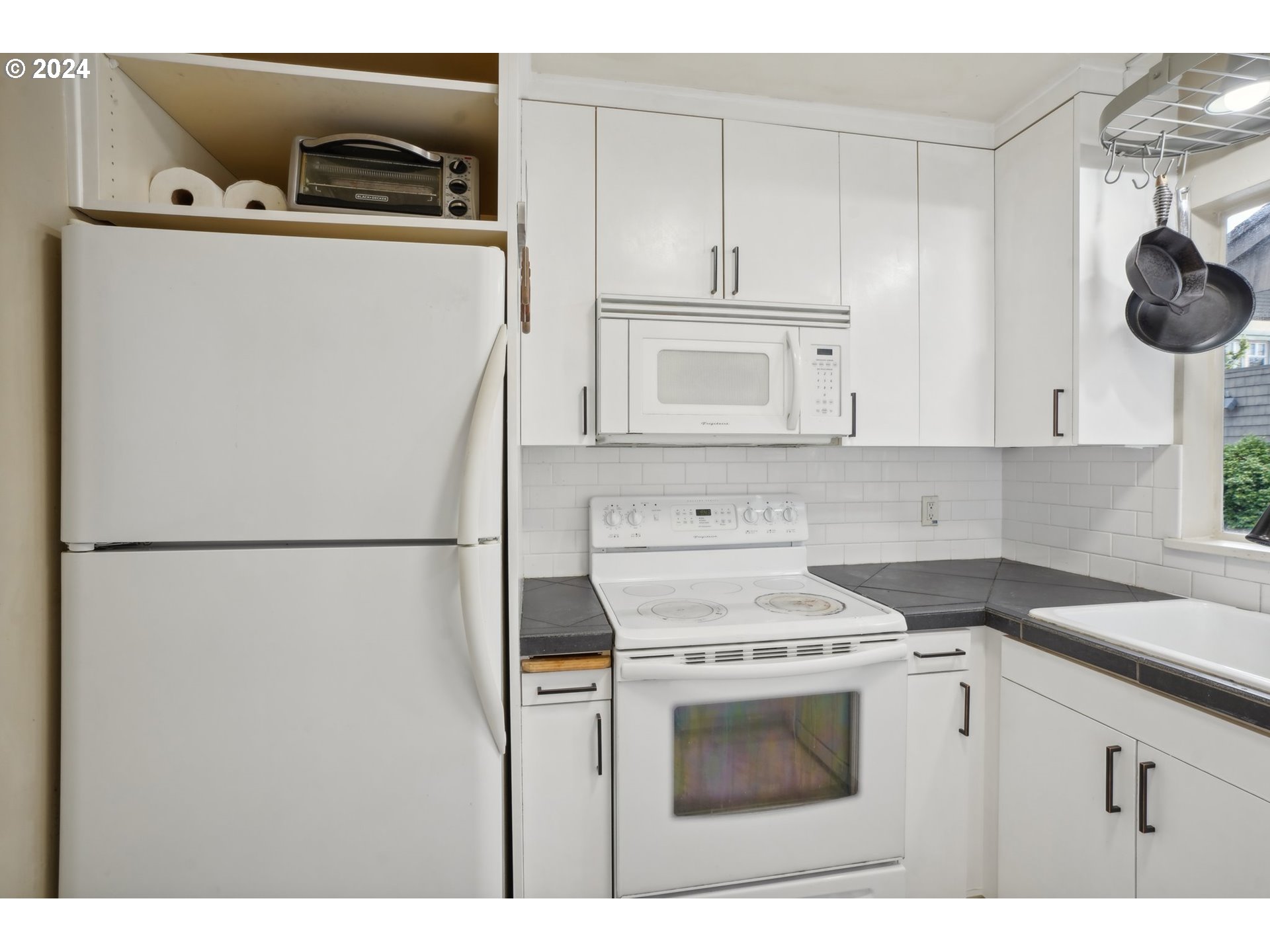 Photo #8: 699455245 Listing: Photo #8