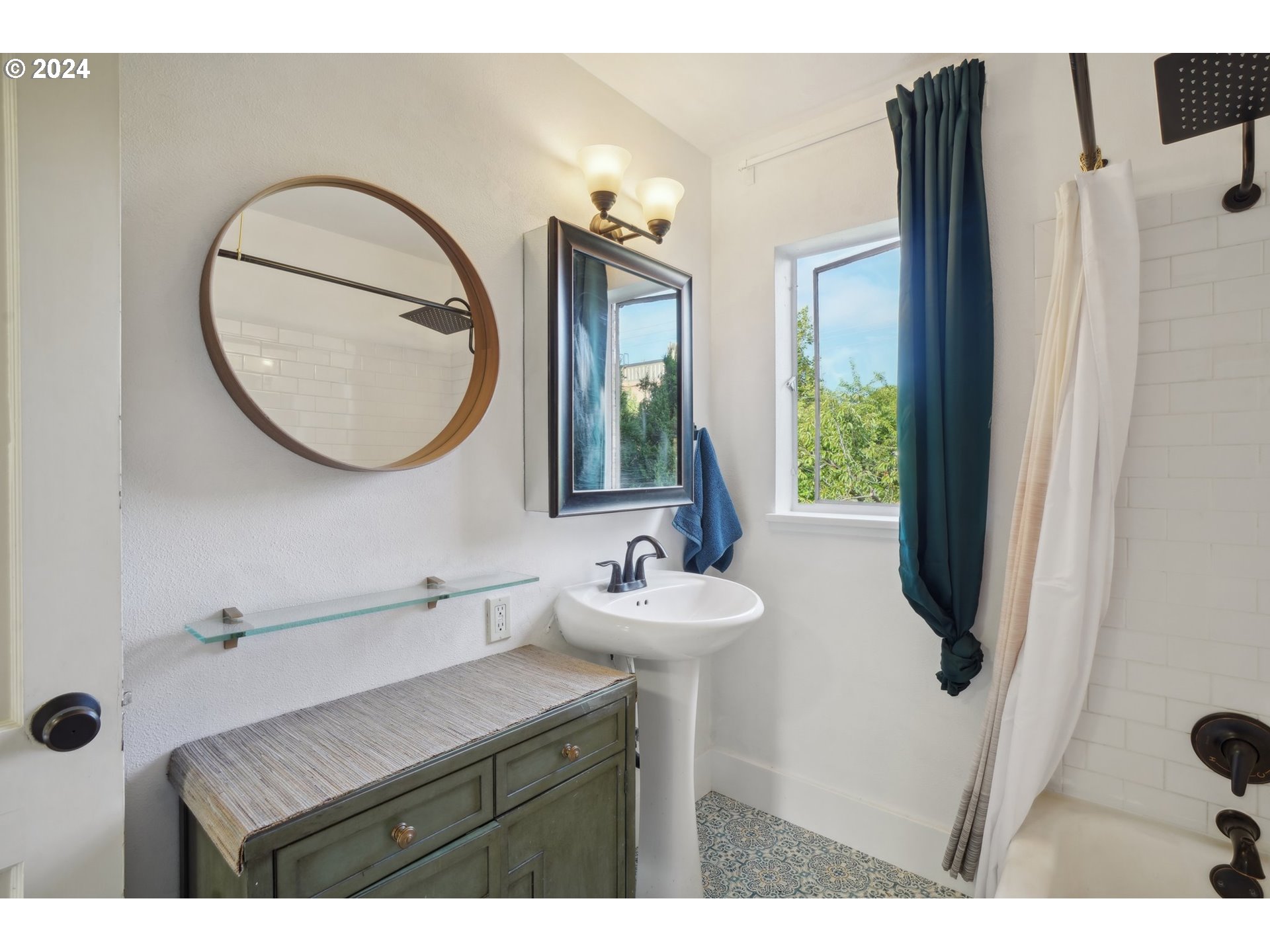 Photo #13: 699455245 Listing: Photo #13