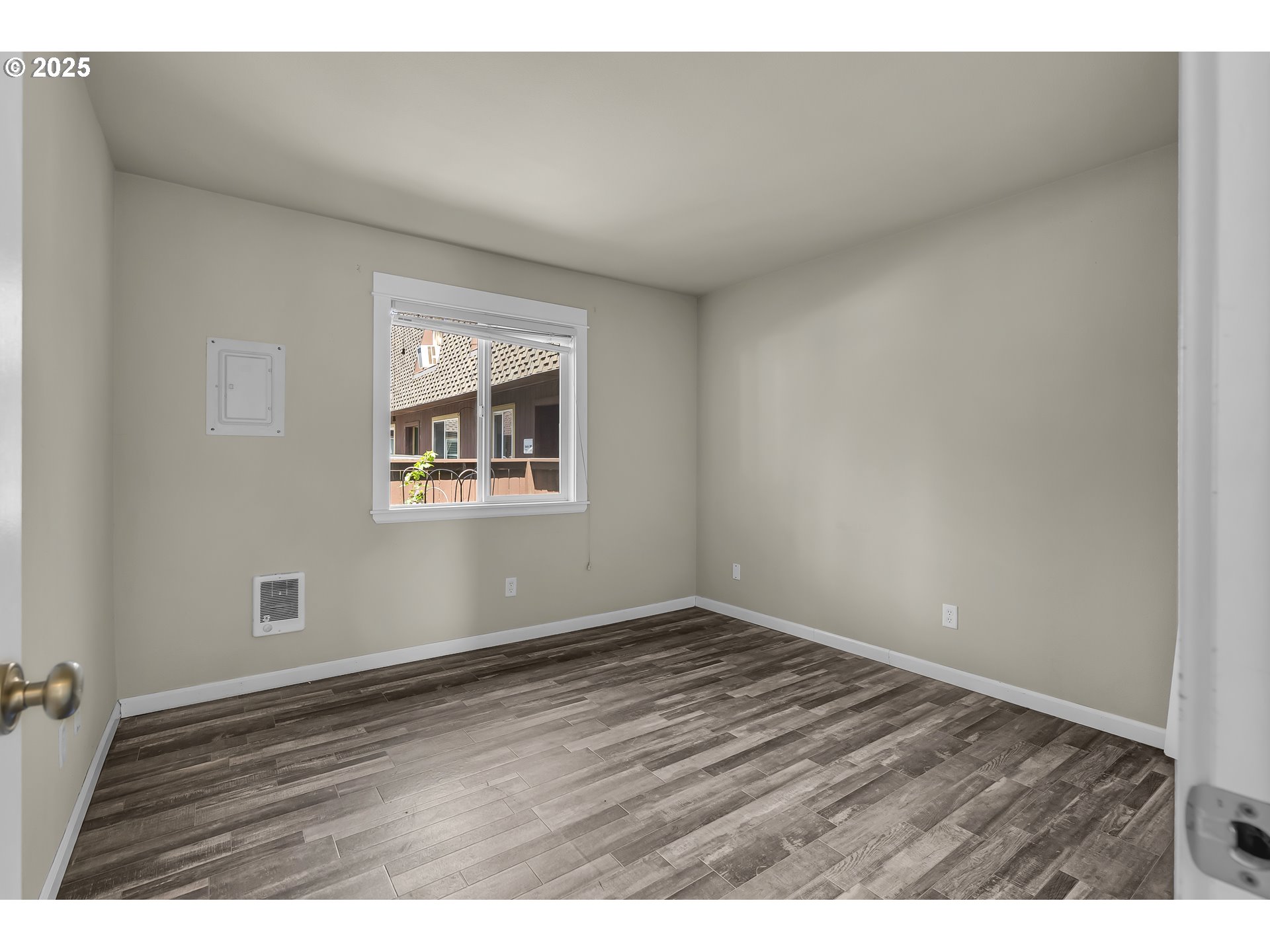Photo #7: 699535185 Listing: Photo #7