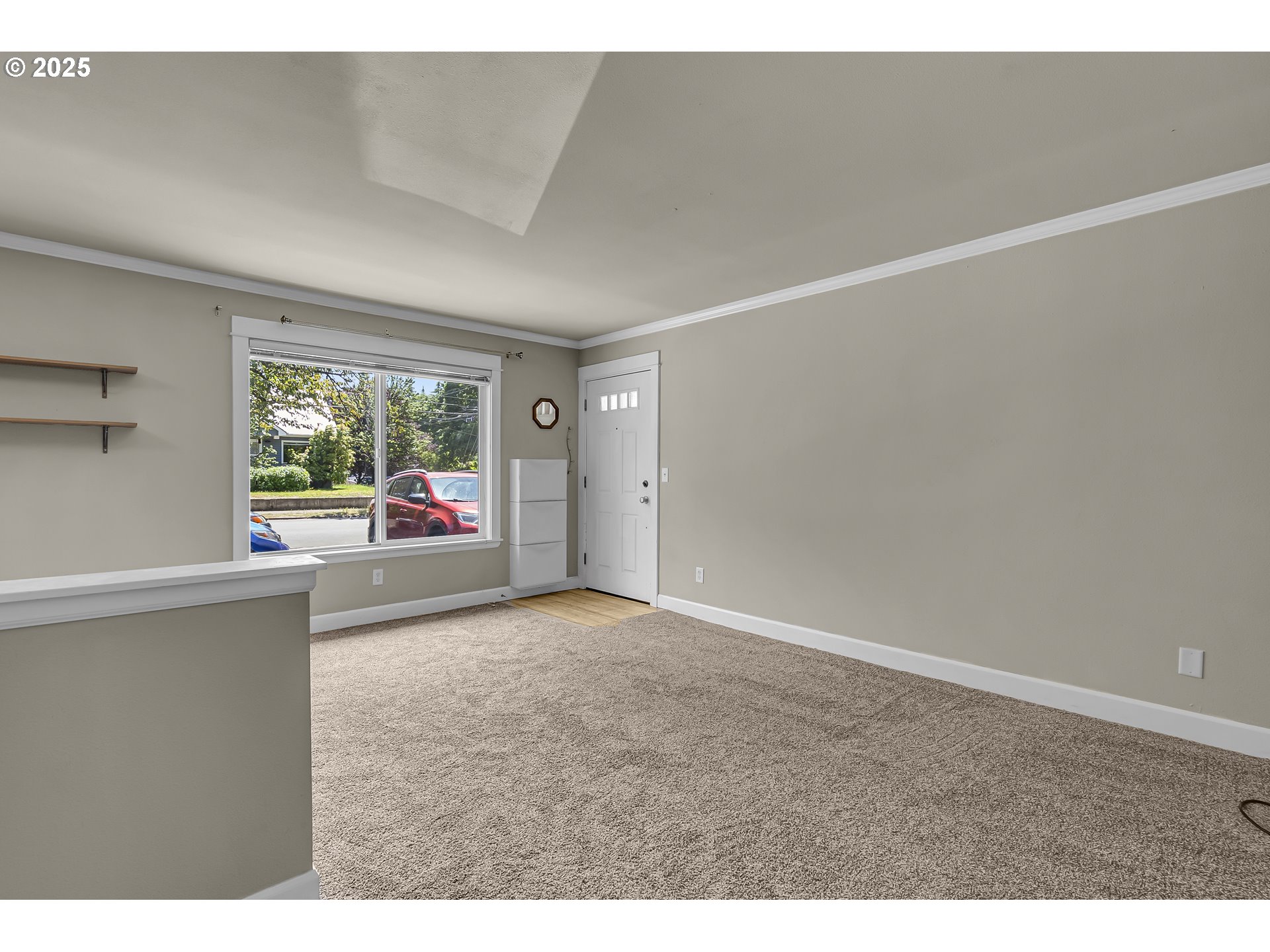 Photo #3: 699535185 Listing 