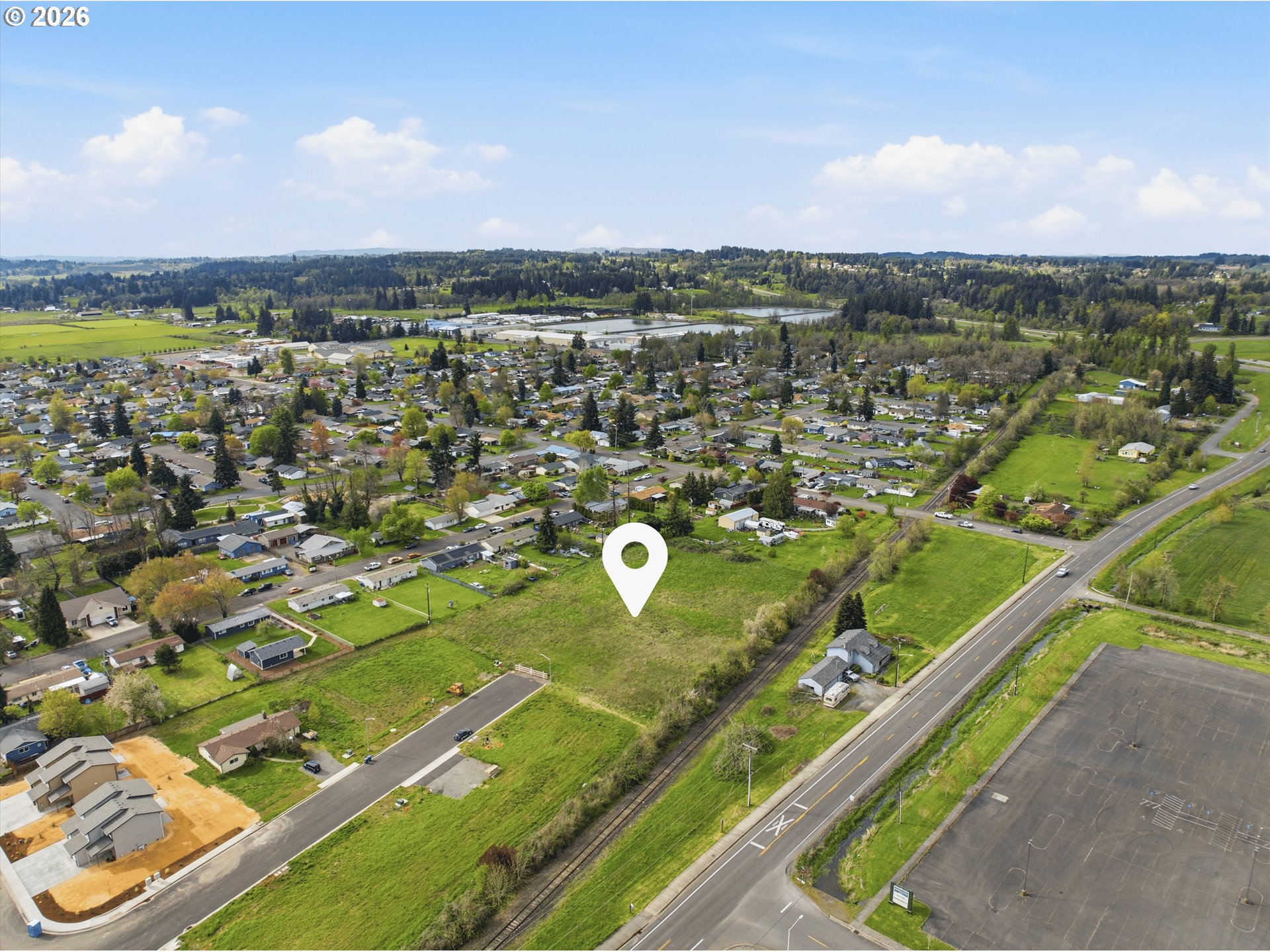 00 Erickson (TL300) RD UNIT 300, Eugene, OR, 97405