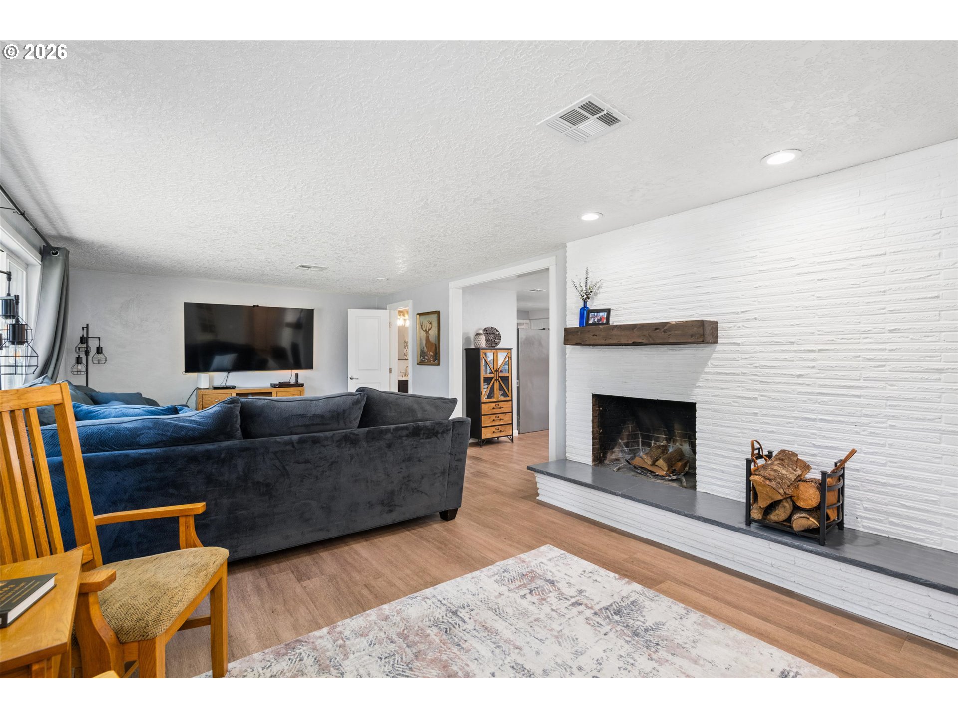 Property photo 11 of 45