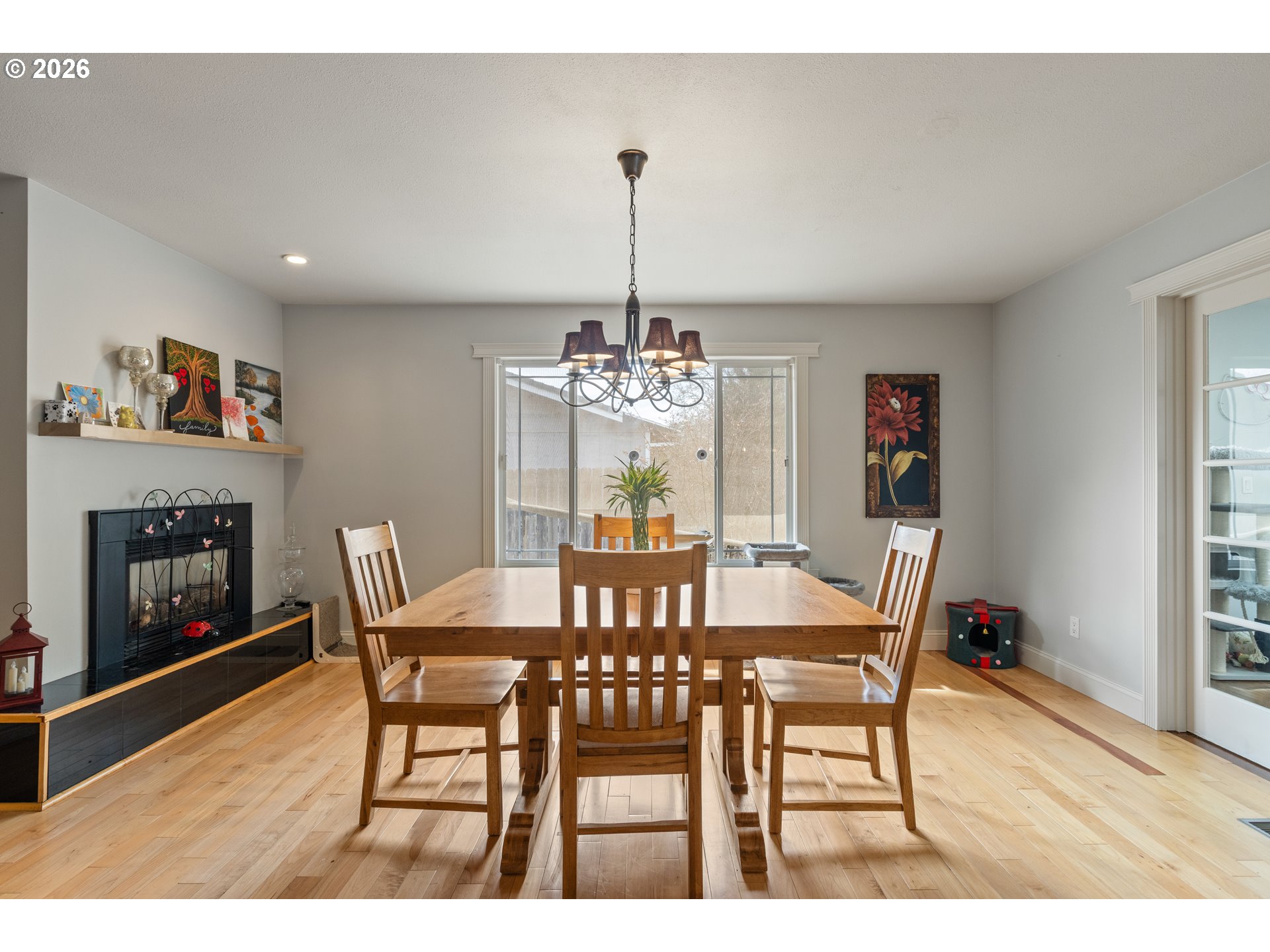 137 N RIVER DR, Roseburg, OR, 97470