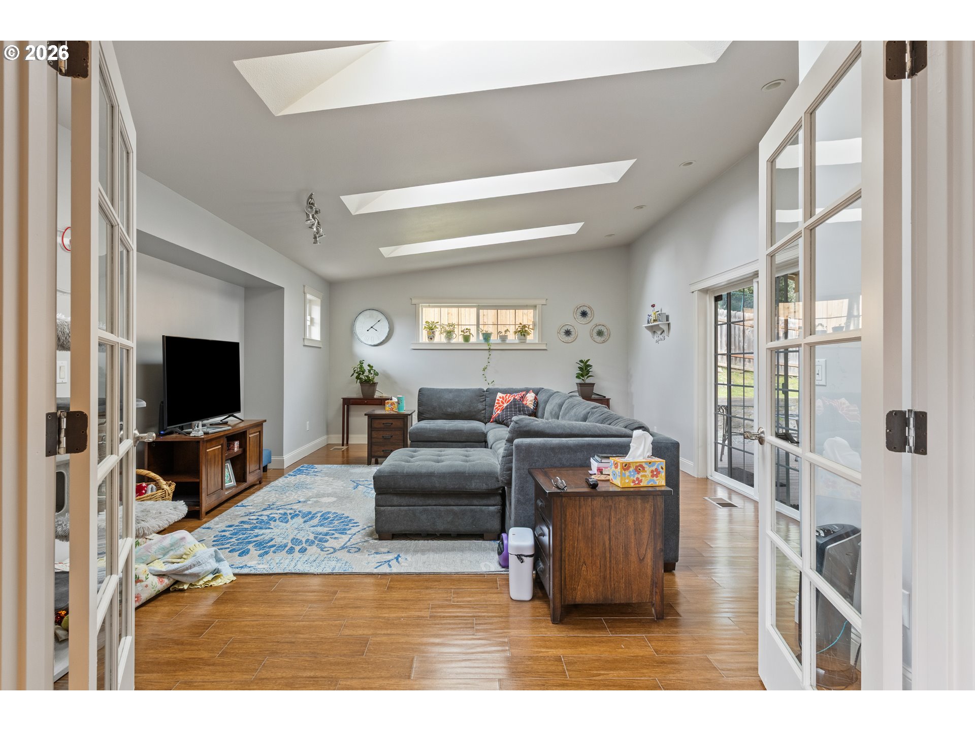 137 N RIVER DR, Roseburg, OR, 97470