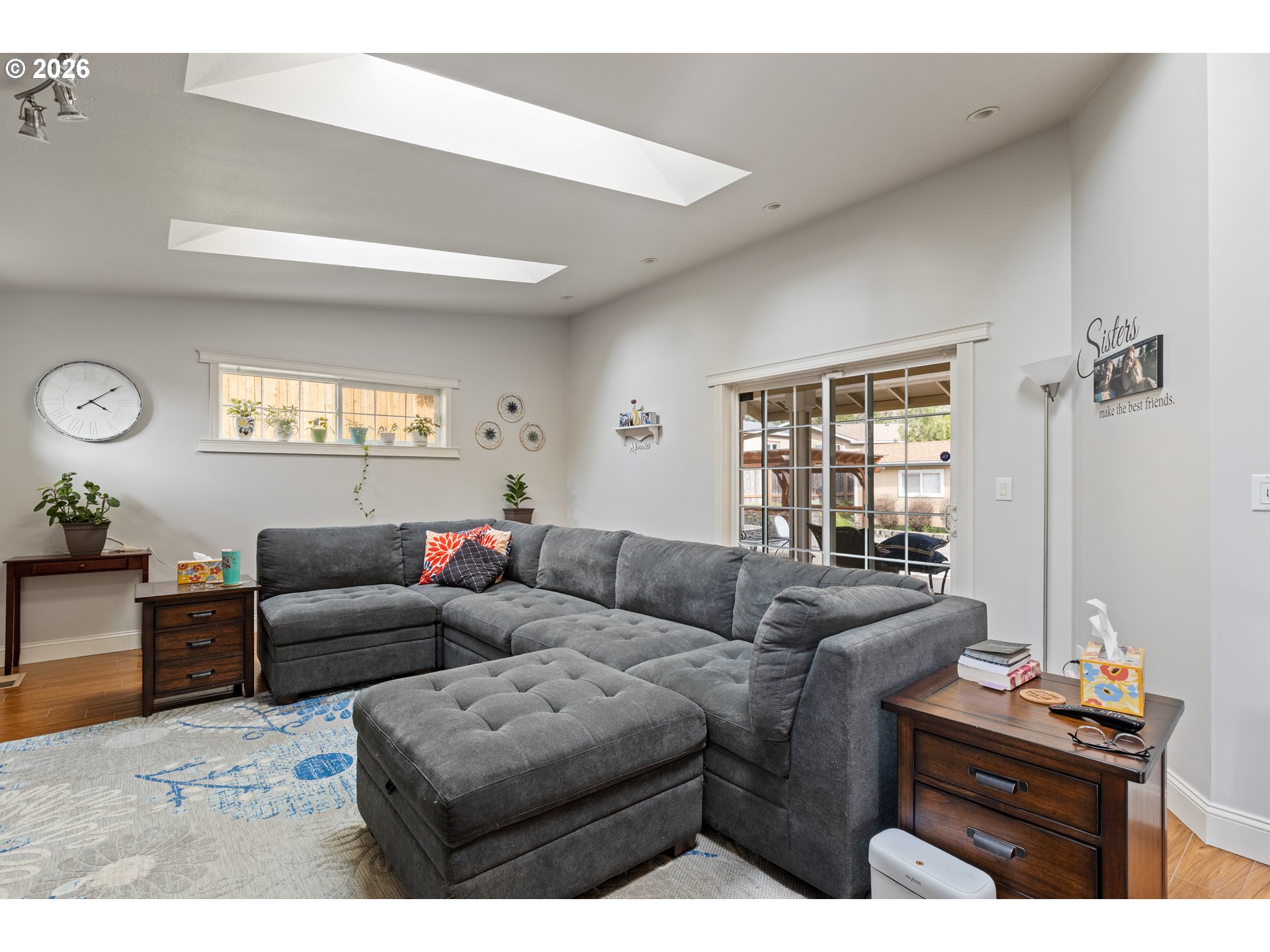 137 N RIVER DR, Roseburg, OR, 97470