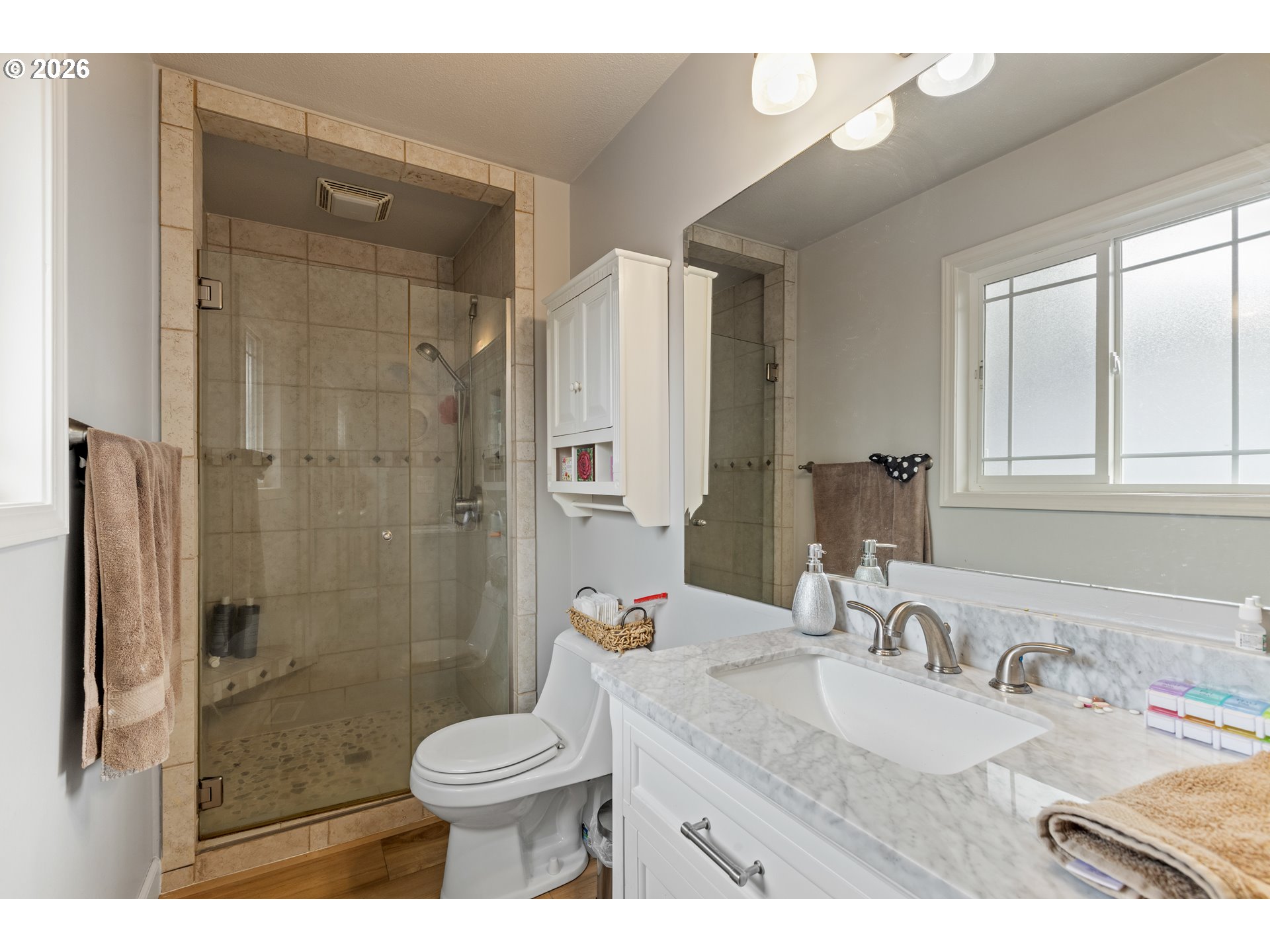 137 N RIVER DR, Roseburg, OR, 97470