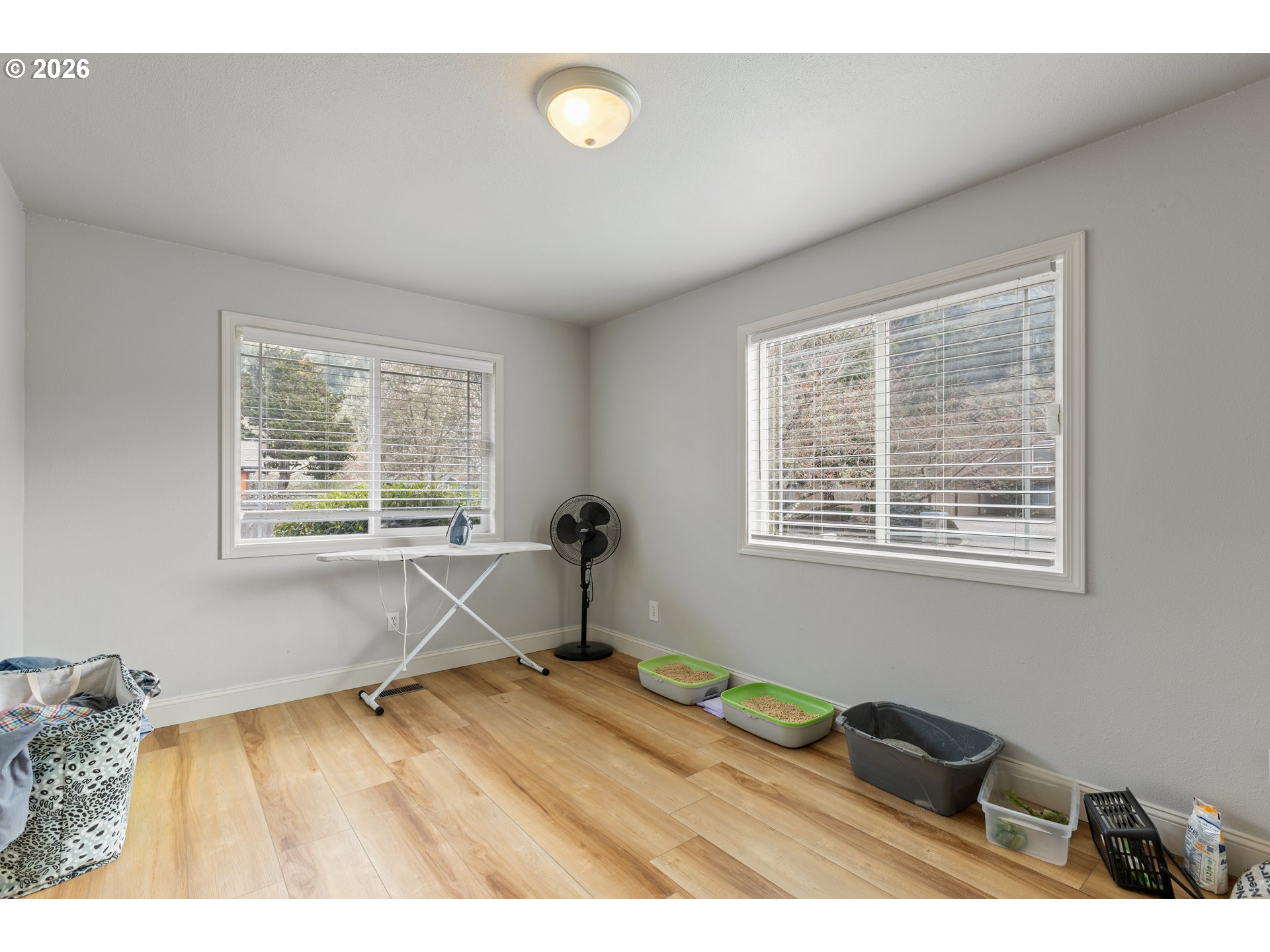 137 N RIVER DR, Roseburg, OR, 97470