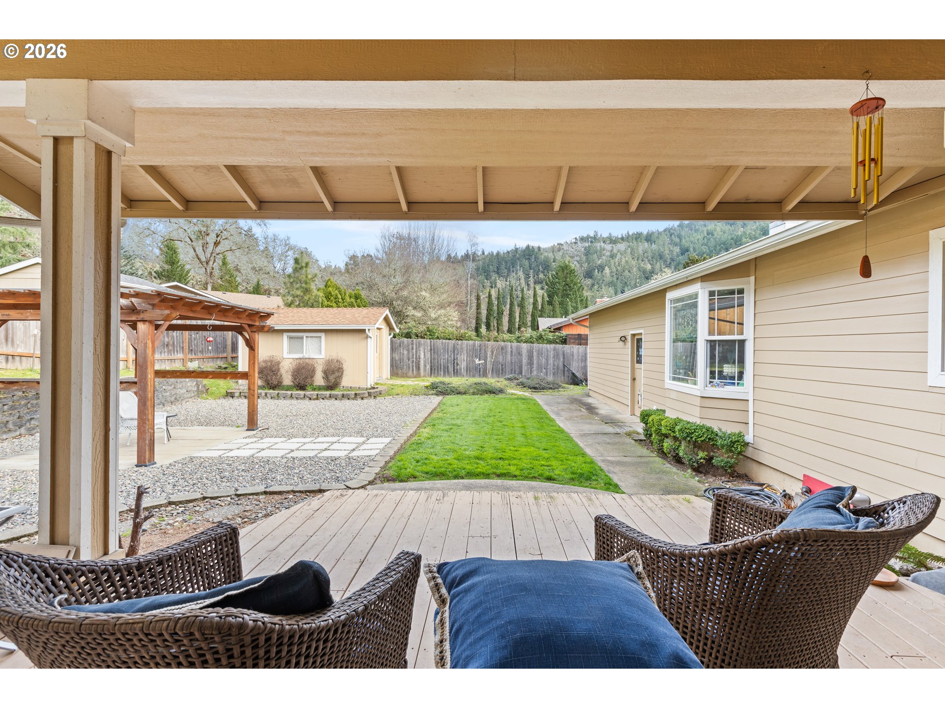 137 N RIVER DR, Roseburg, OR, 97470