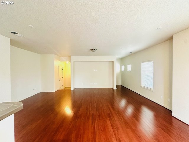 Photo #5: 700619481 Listing: Photo #5