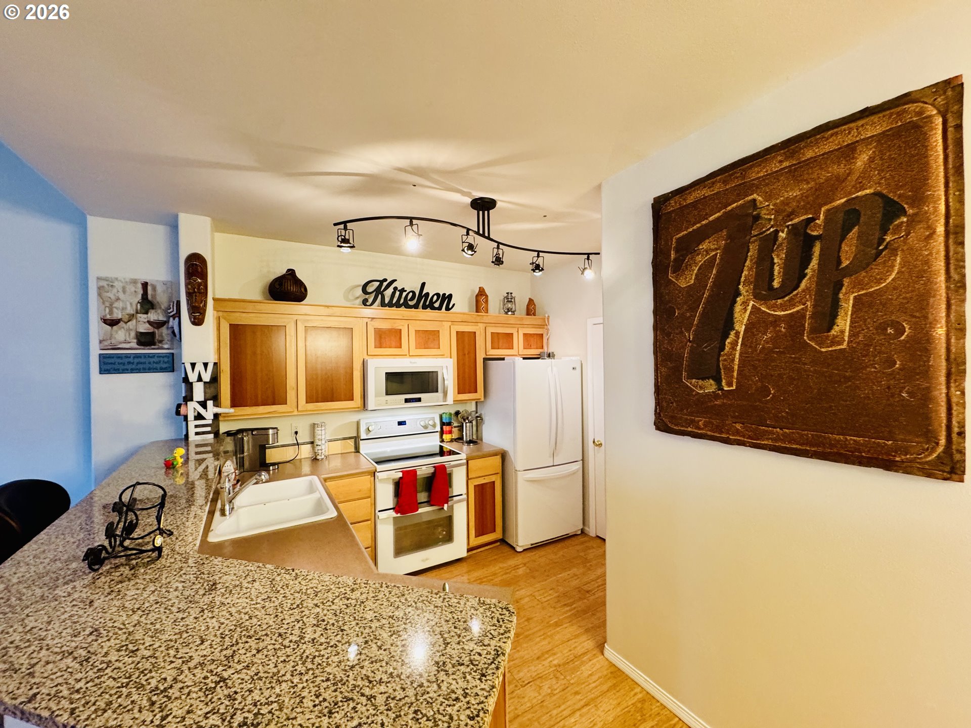 Photo #12: 701255881 Listing: Photo #12