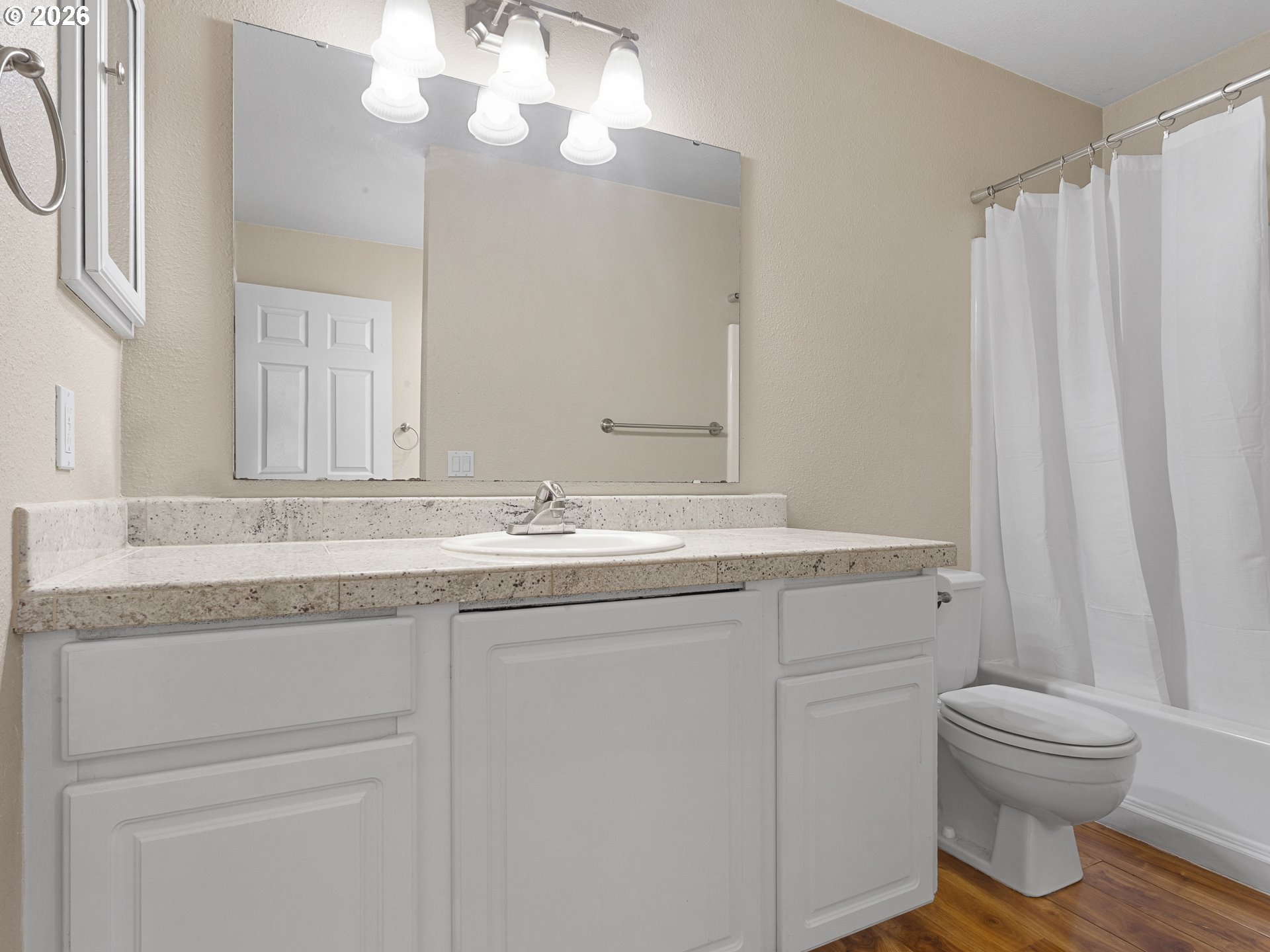 Photo #15: 702048901 Listing: Photo #15