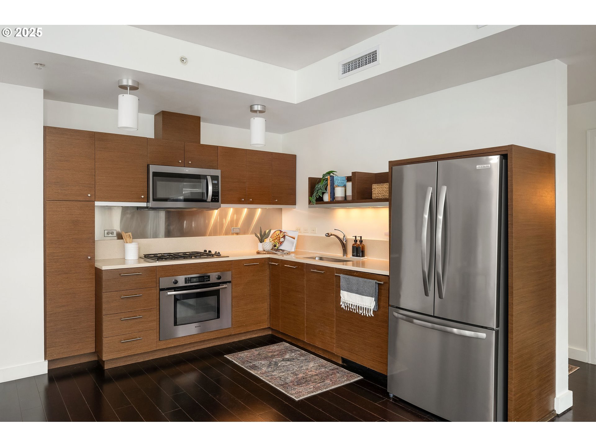 3601 S RIVER PKWY UNIT 800, Portland, OR, 97239