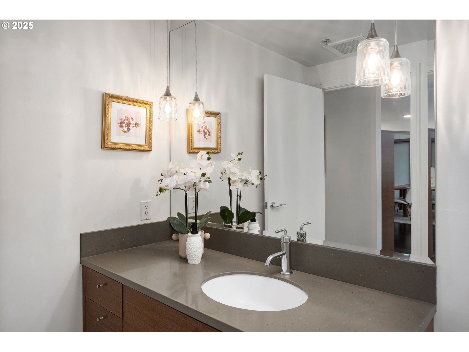 3601 S RIVER PKWY UNIT 800, Portland, OR, 97239