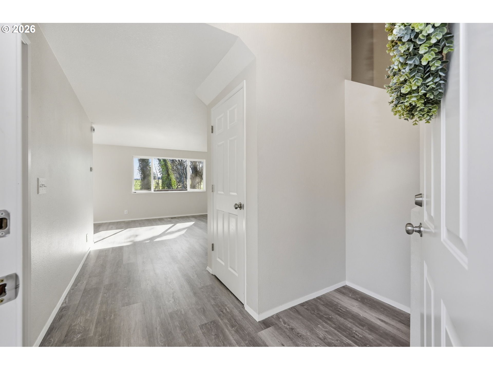 84485 PARKWAY RD, Pleasant Hill, OR, 97455