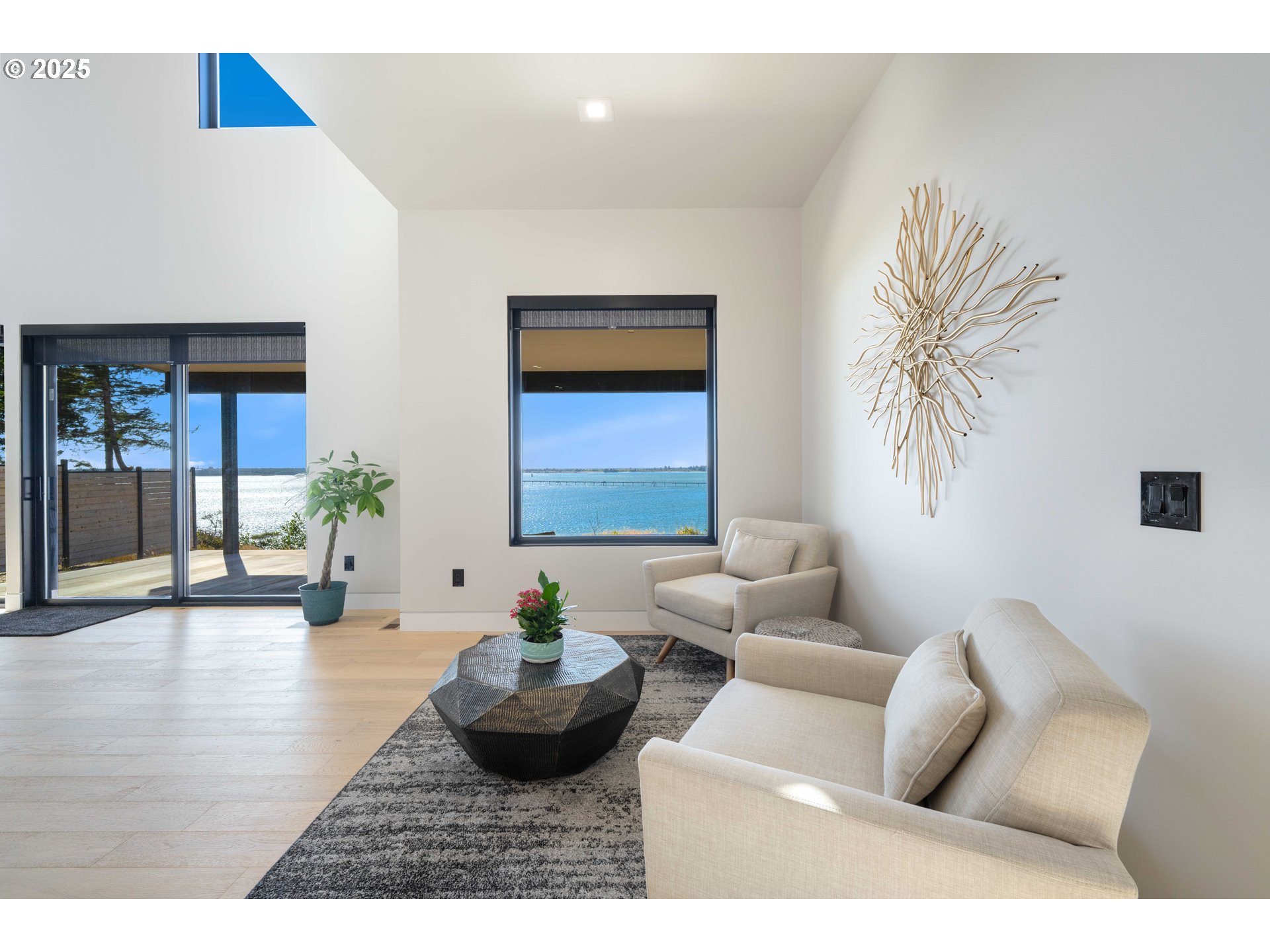 1940 PACIFIC VIEW LN, Coos Bay, OR, 97420