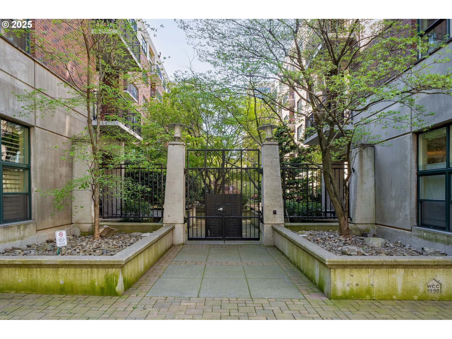 Photo #14: 704218643 Listing: Photo #14