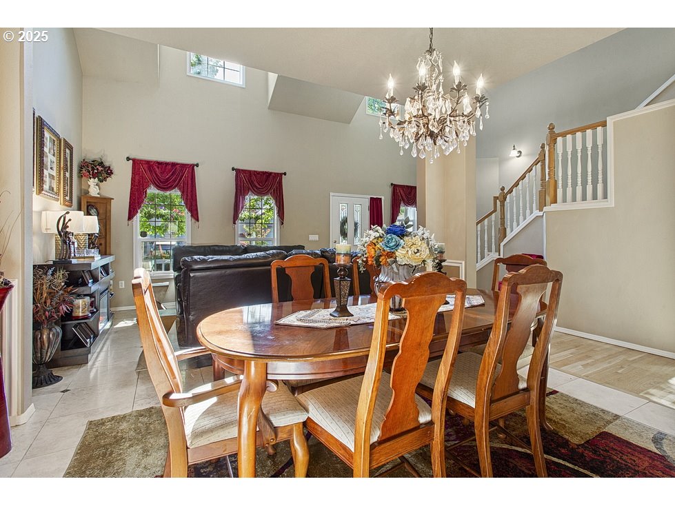 2619 NE CHARLOIS DR, Hillsboro, OR, 97124