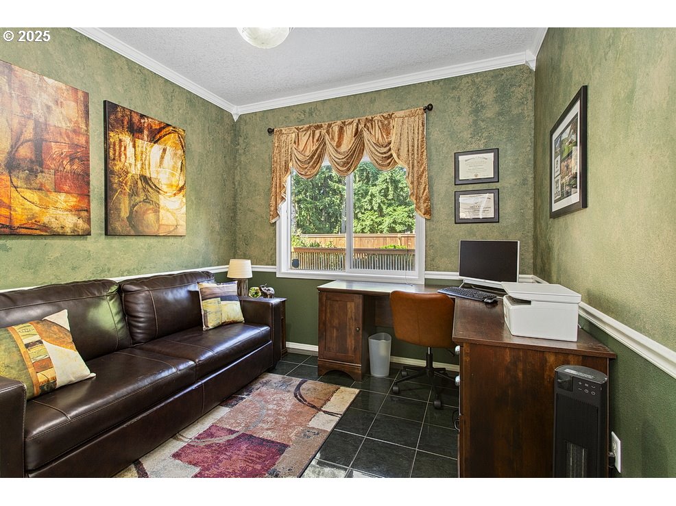 2619 NE CHARLOIS DR, Hillsboro, OR, 97124