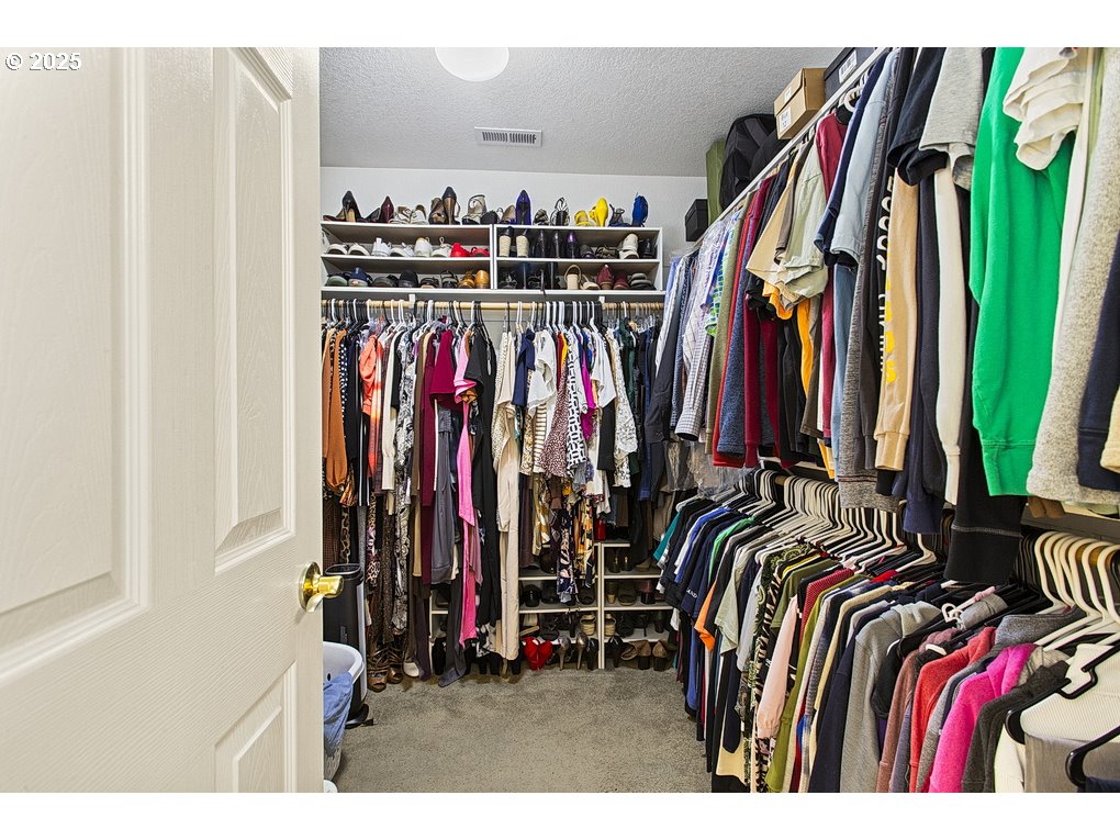 2619 NE CHARLOIS DR, Hillsboro, OR, 97124