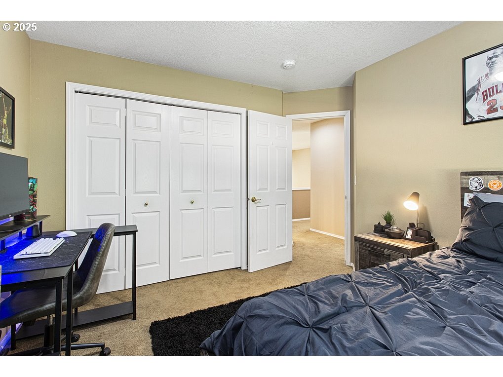 2619 NE CHARLOIS DR, Hillsboro, OR, 97124