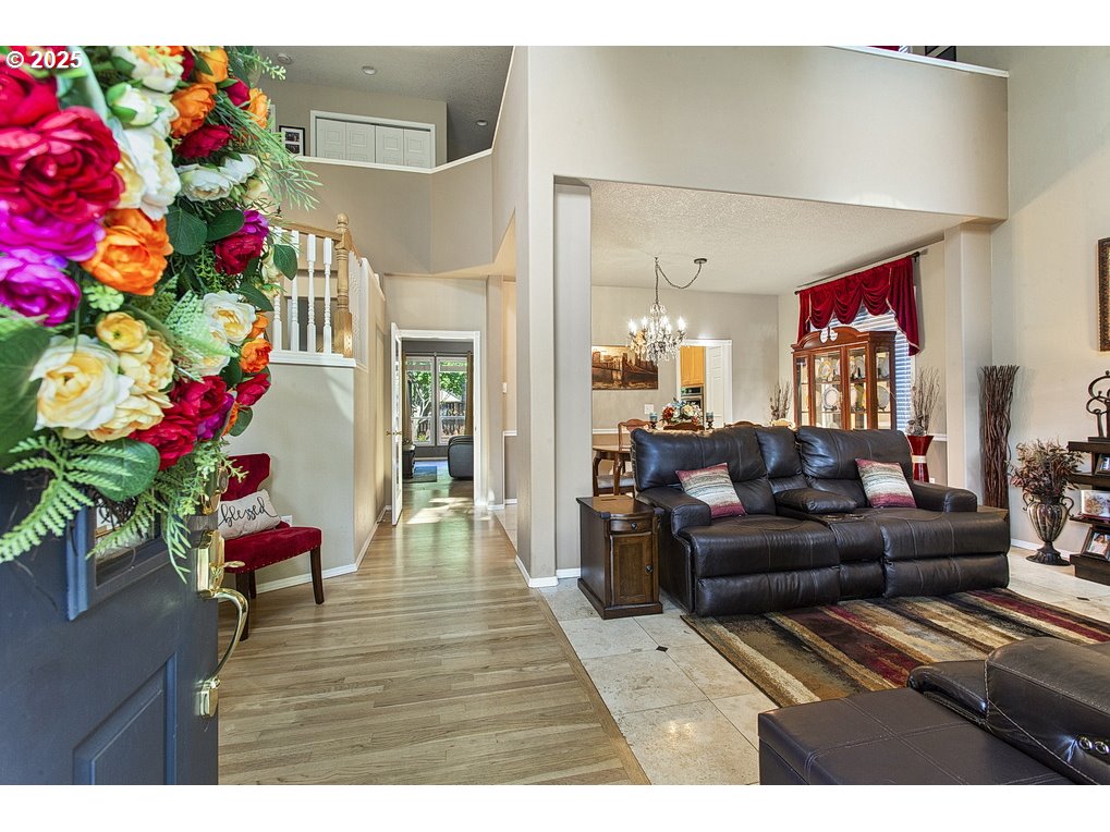 2619 NE CHARLOIS DR, Hillsboro, OR, 97124