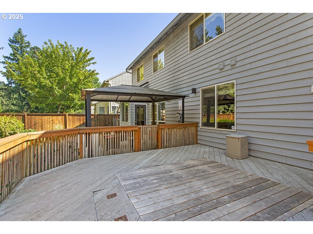 2619 NE CHARLOIS DR, Hillsboro, OR, 97124