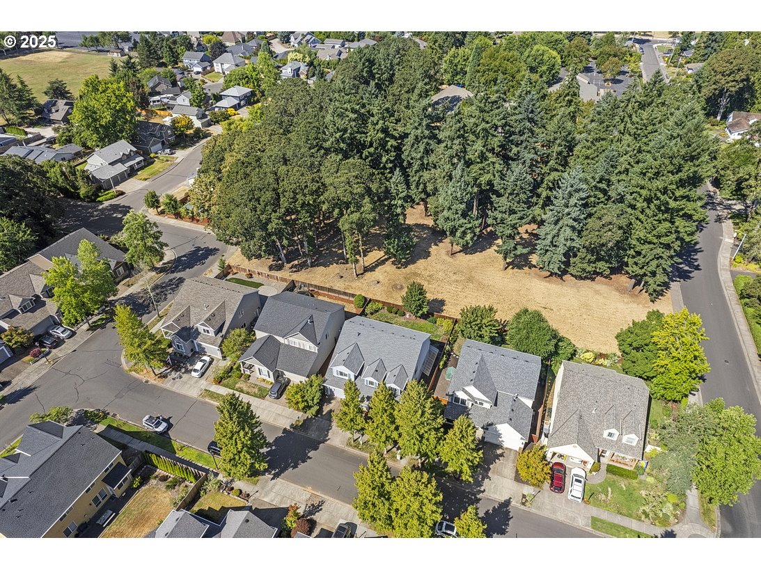 2619 NE CHARLOIS DR, Hillsboro, OR, 97124