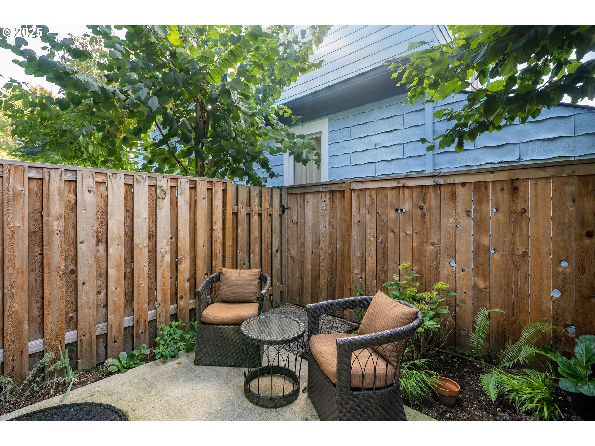 Photo #3: 704776892 Listing 