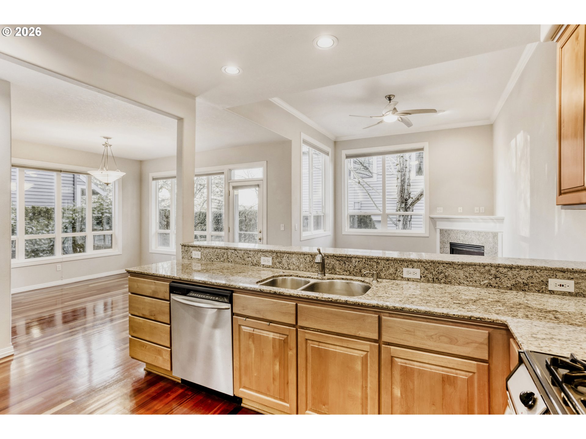 3696 CARMAN DR, Lake Oswego, OR, 97035