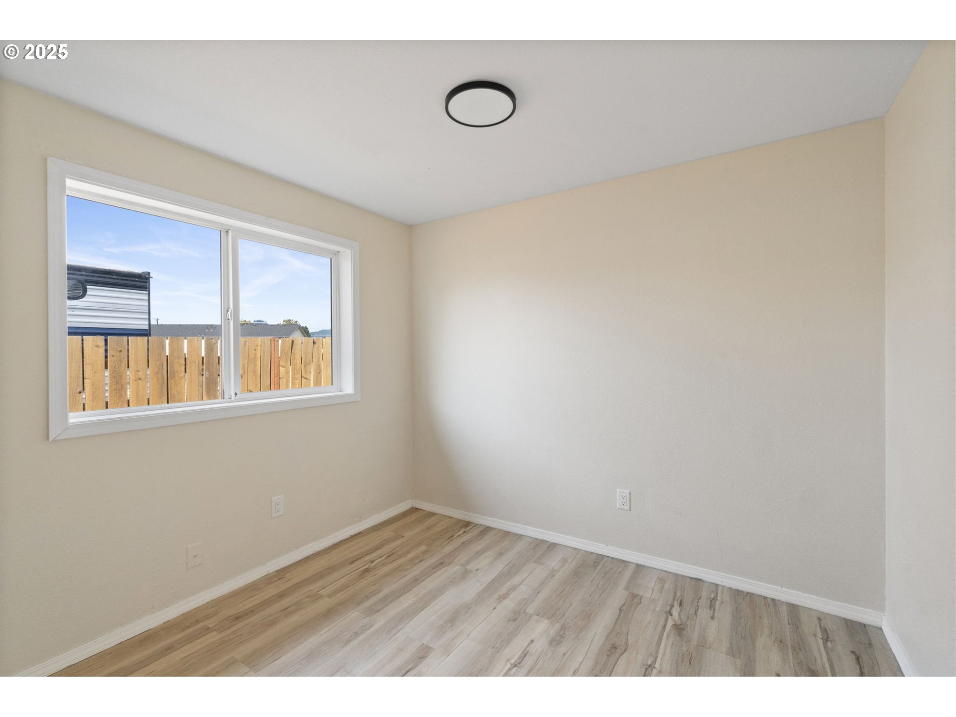 Property photo 9 of 20