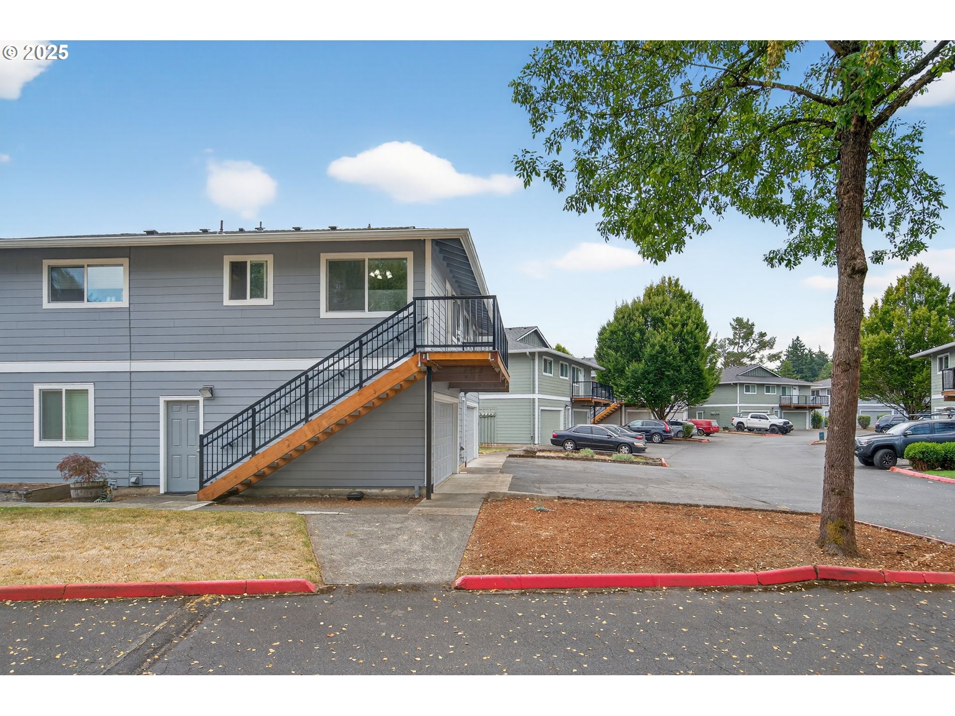 Photo #7: 706043632 Listing: Photo #7