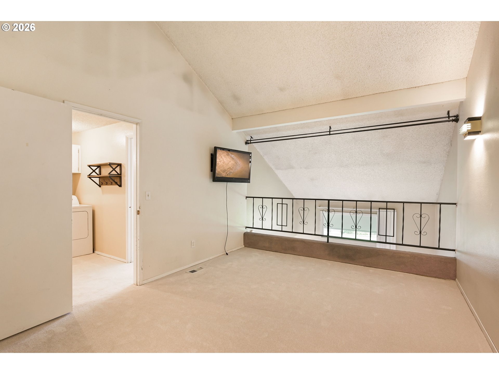 Photo #5: 707020656 Listing: Photo #5